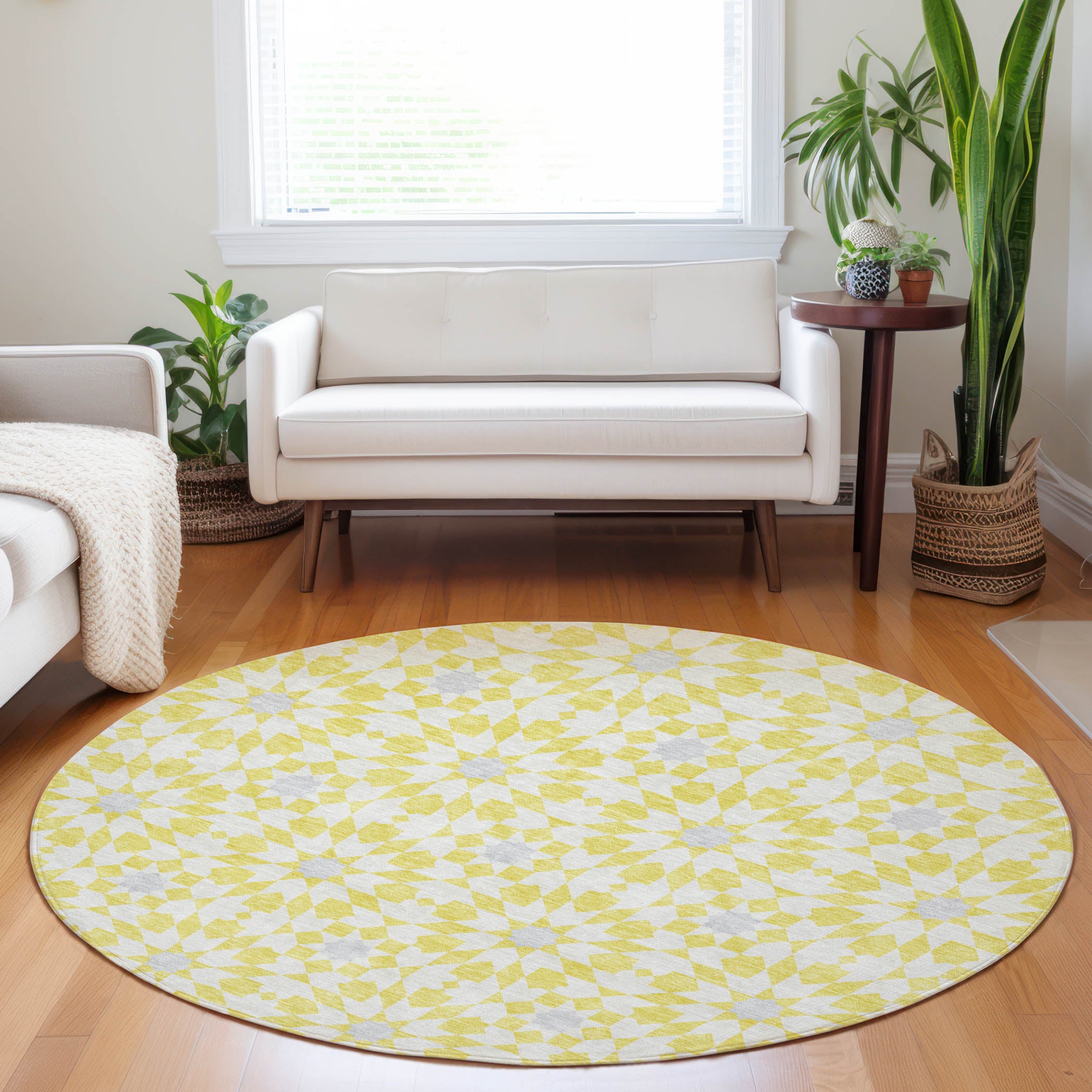 Queenstown Machine Washable Transitional Yellow Gold Rug 8' x 8' #shape_Round