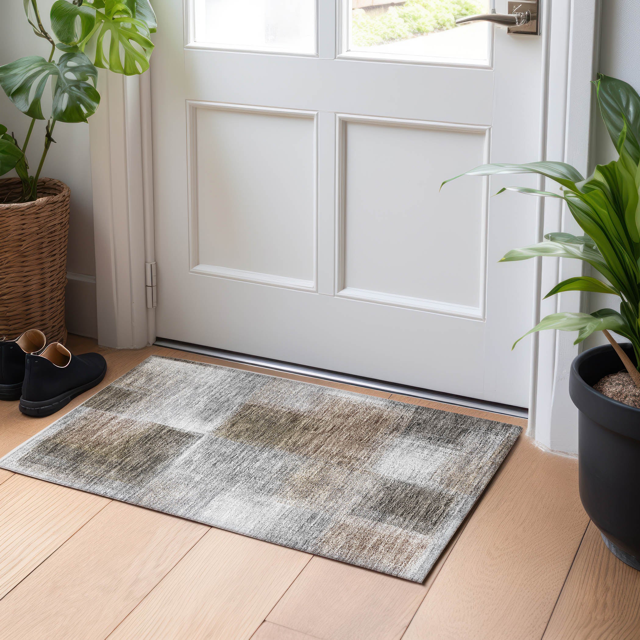 Lisbon Machine Washable Transitional Silver Gray Rug 1'8" x 2'6" #shape_Rectangle