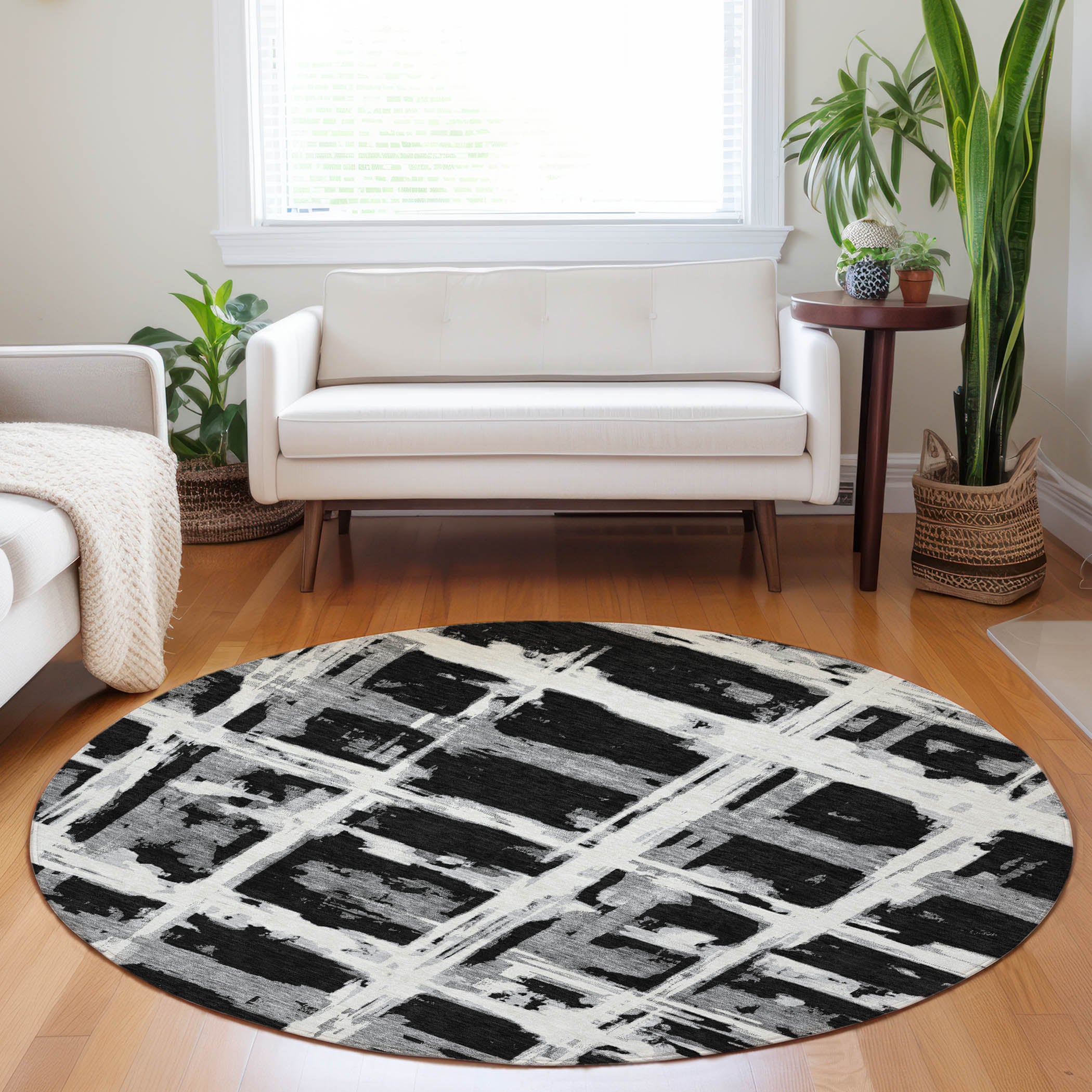 Chiang Mai Machine Washable Transitional Black Rug 8' x 8' #shape_Round