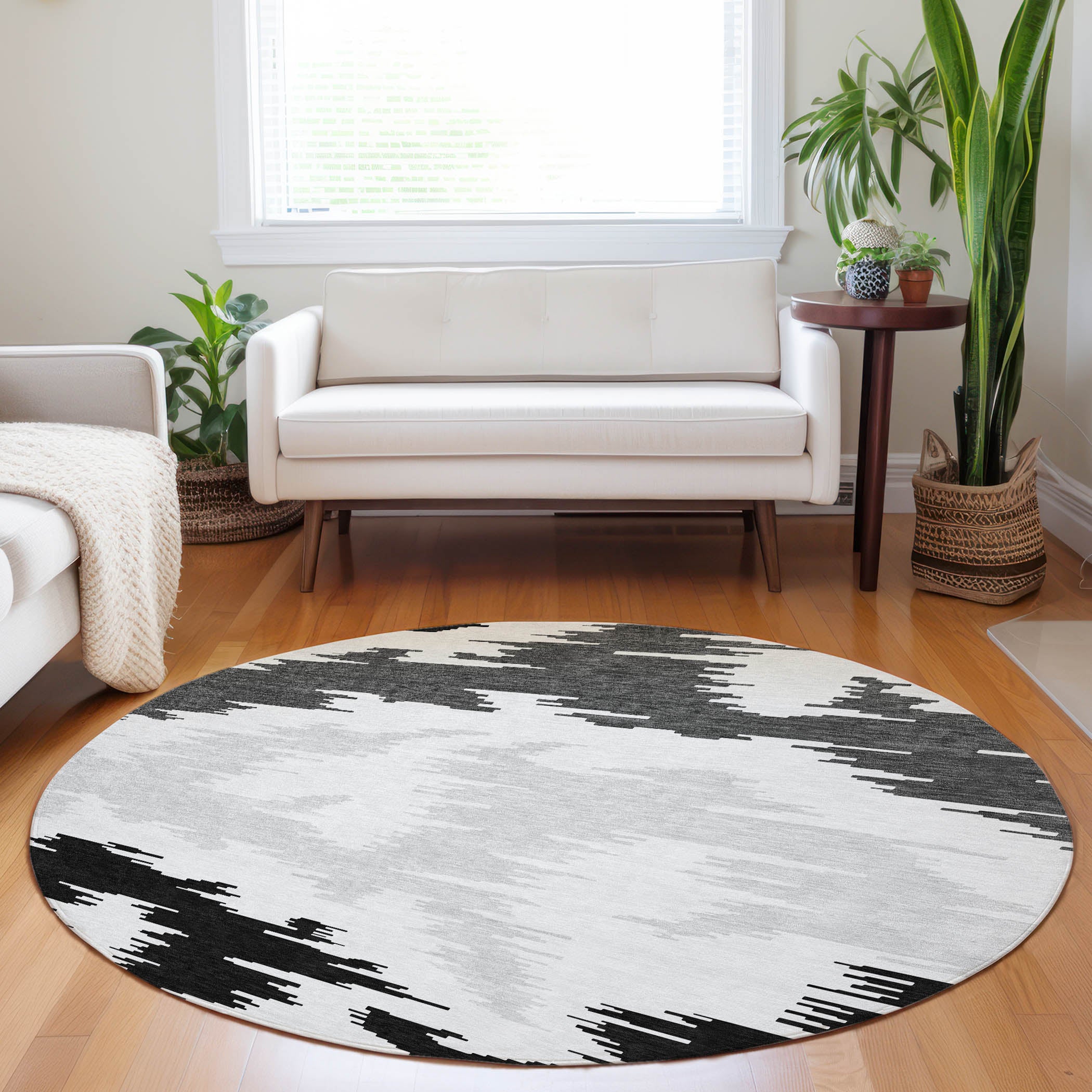 Florence Machine Washable Transitional Black Rug 8' x 8' #shape_Round