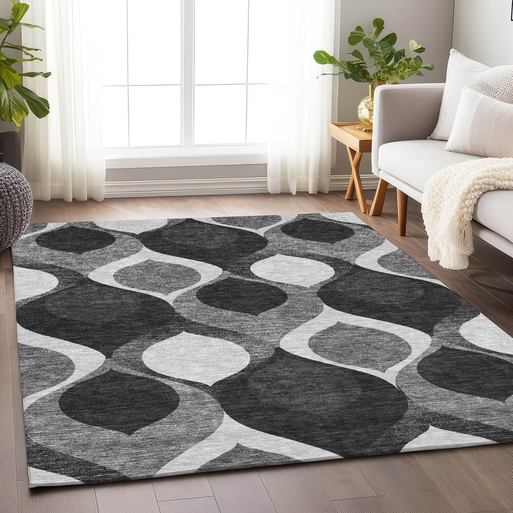 Tbilisi Machine Washable Transitional Black Rug 2'6" x 3'10" #shape_Rectangle