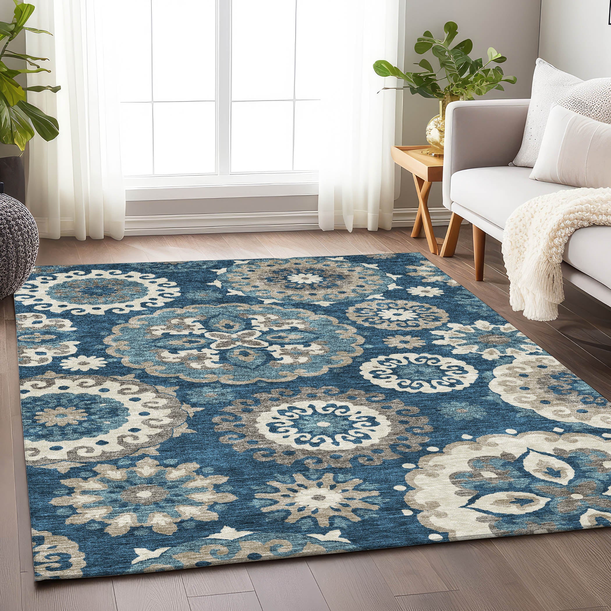 Mdina Machine Washable Transitional Blue Rug 2'6" x 3'10" #shape_Rectangle