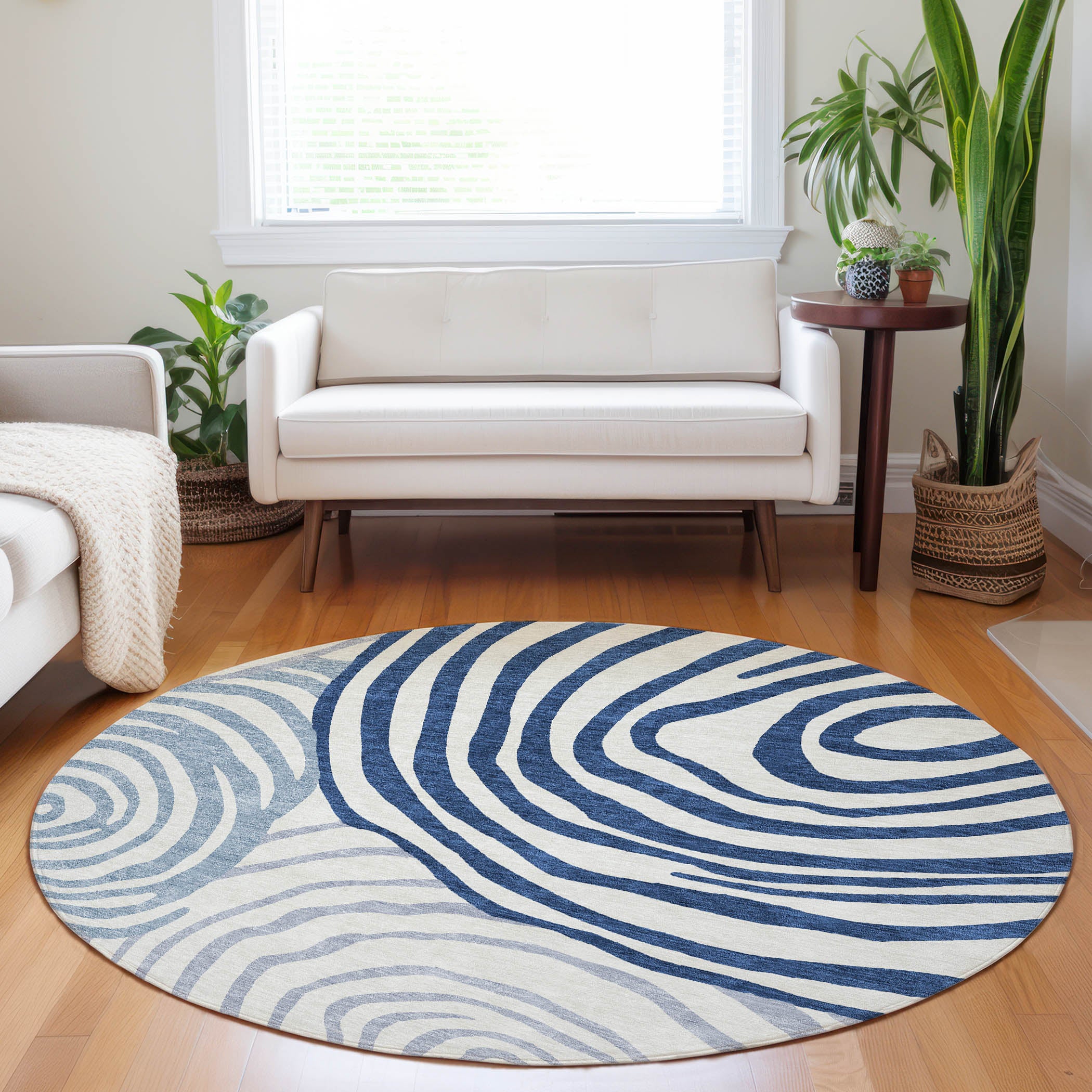 Chiang Mai Machine Washable Transitional Blue Rug 8' x 8' #shape_Round