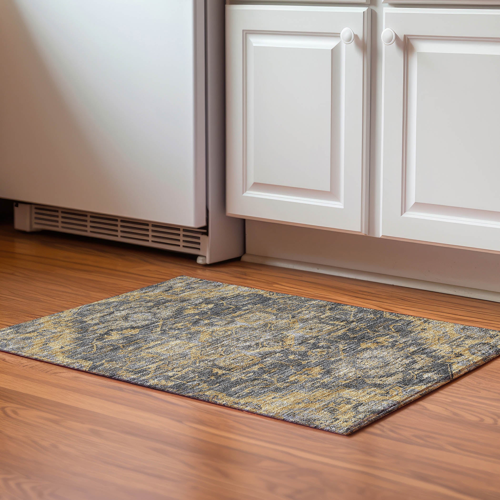 Zanzibar Machine Washable Traditional Gray Rug 1'8" x 2'6" #shape_Rectangle