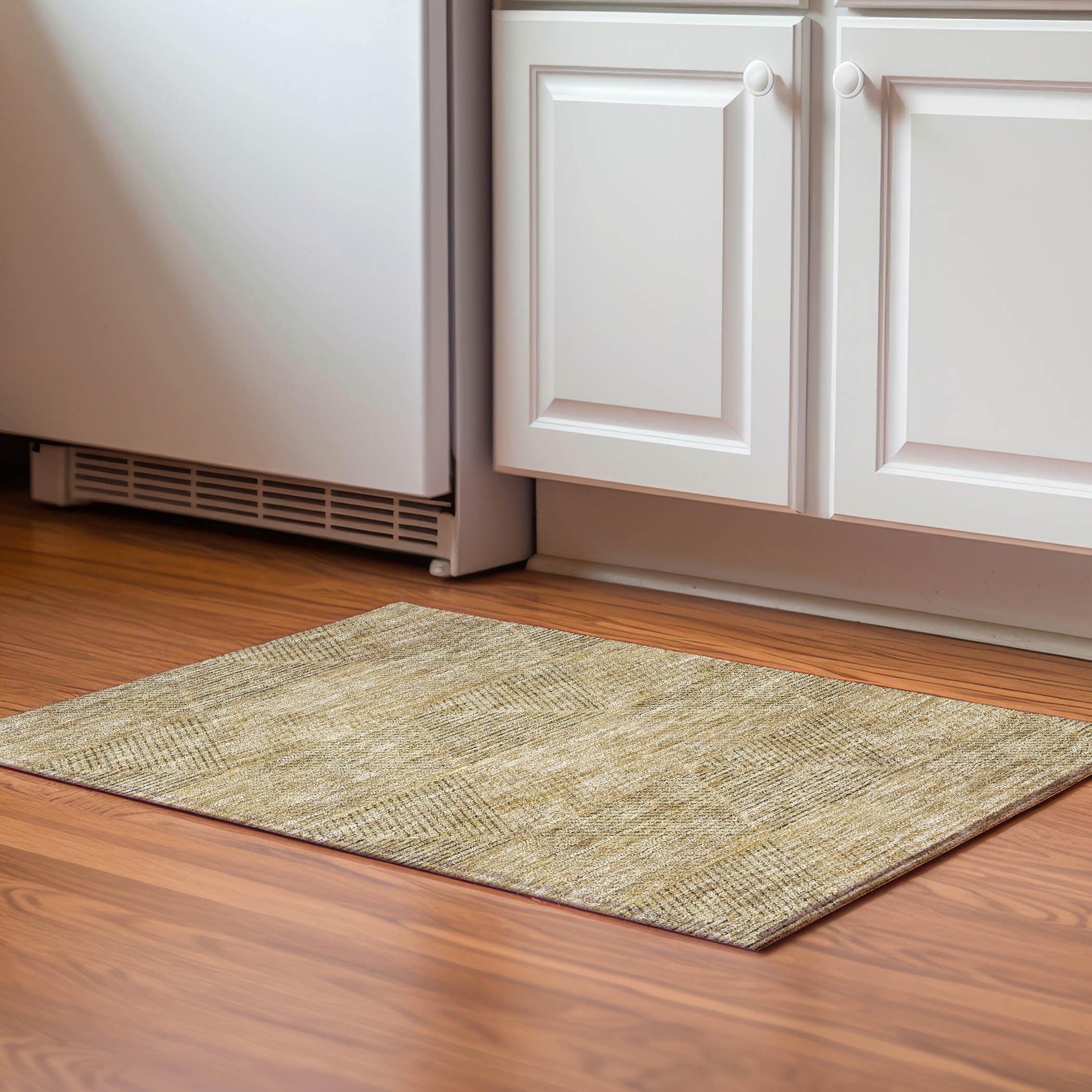 Colombo Machine Washable Transitional Wheat Gold Rug 1'8" x 2'6" #shape_Rectangle