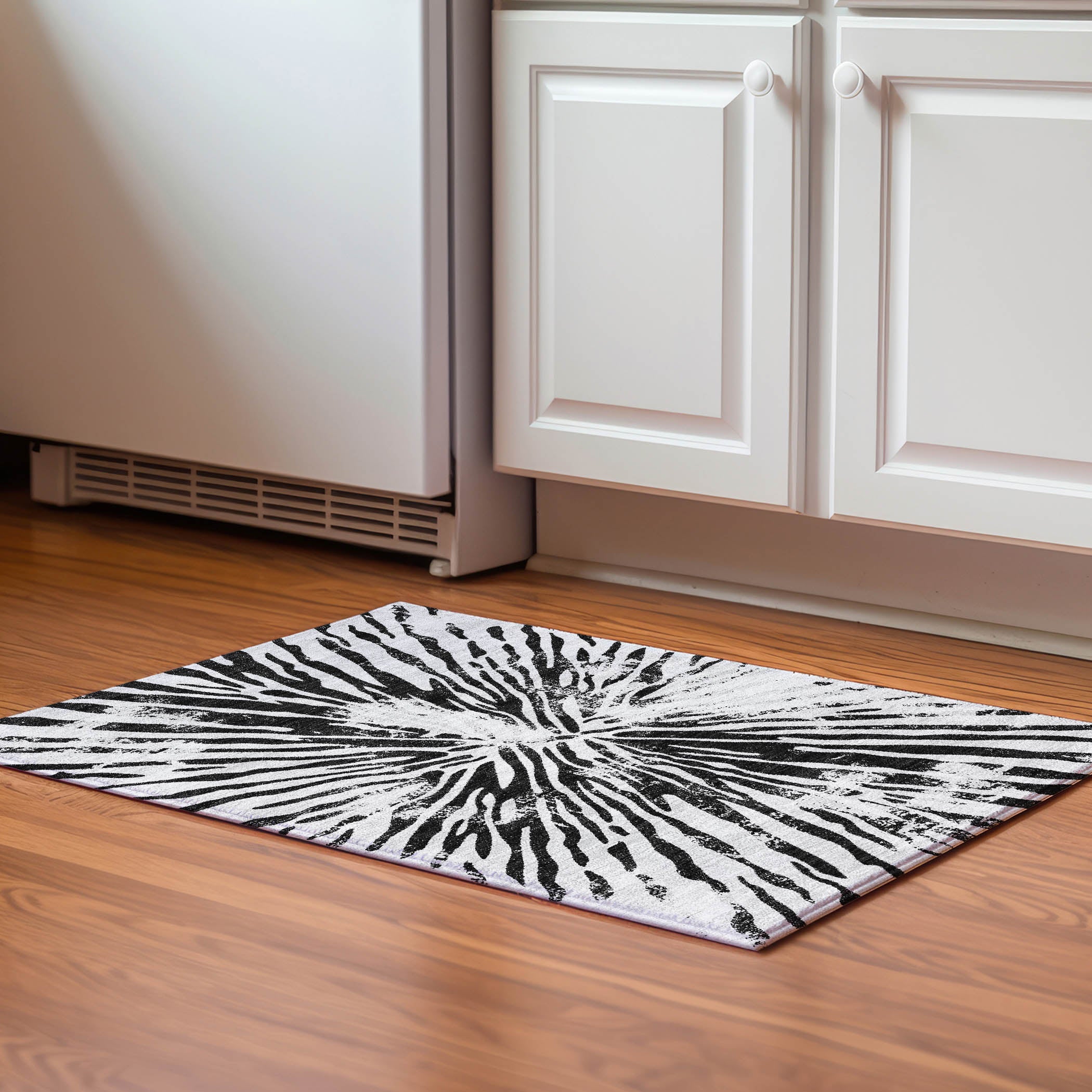 Prague Machine Washable Transitional Ivory Rug 1'8" x 2'6" #shape_Rectangle