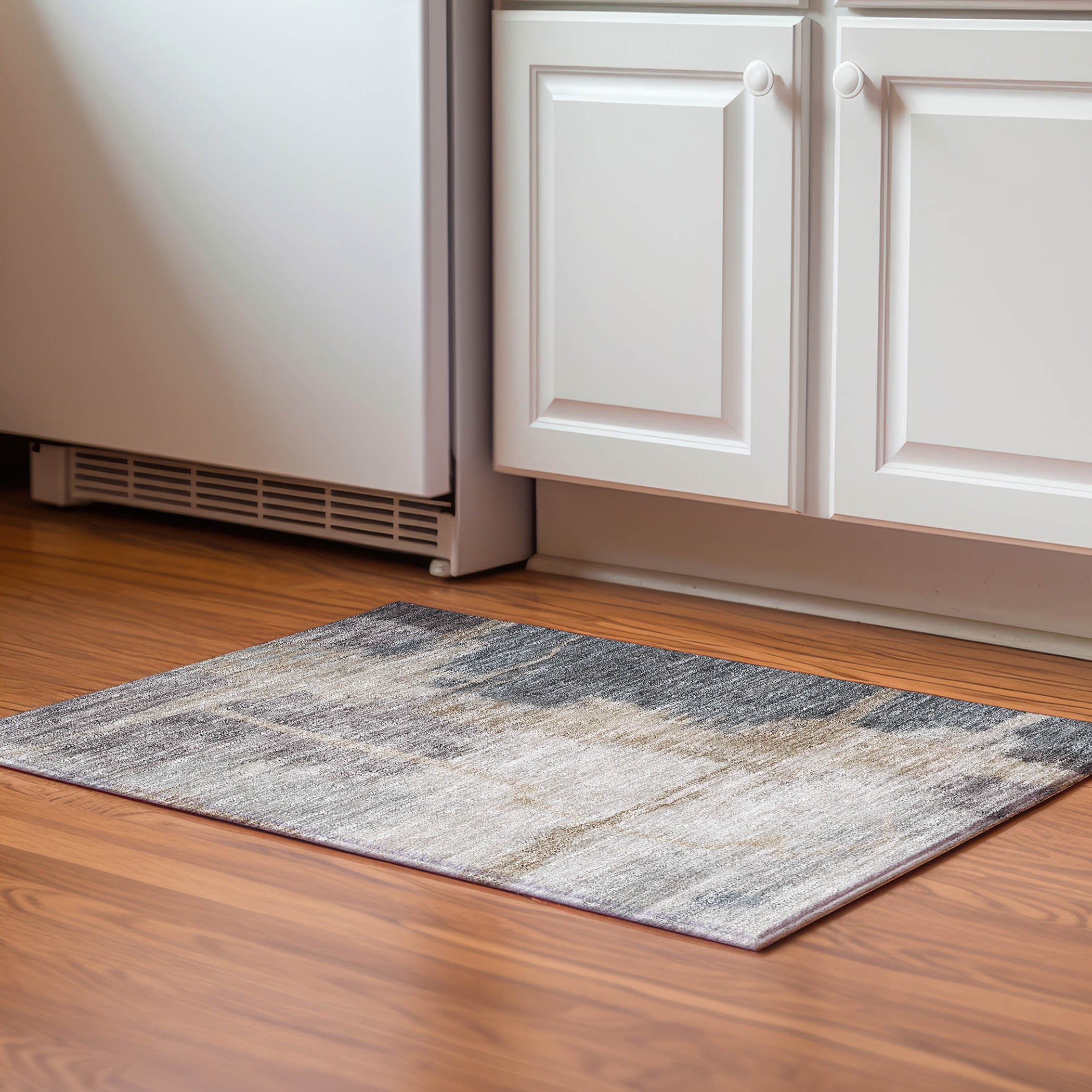 Florence Machine Washable Transitional Gray Rug 1'8" x 2'6" #shape_Rectangle
