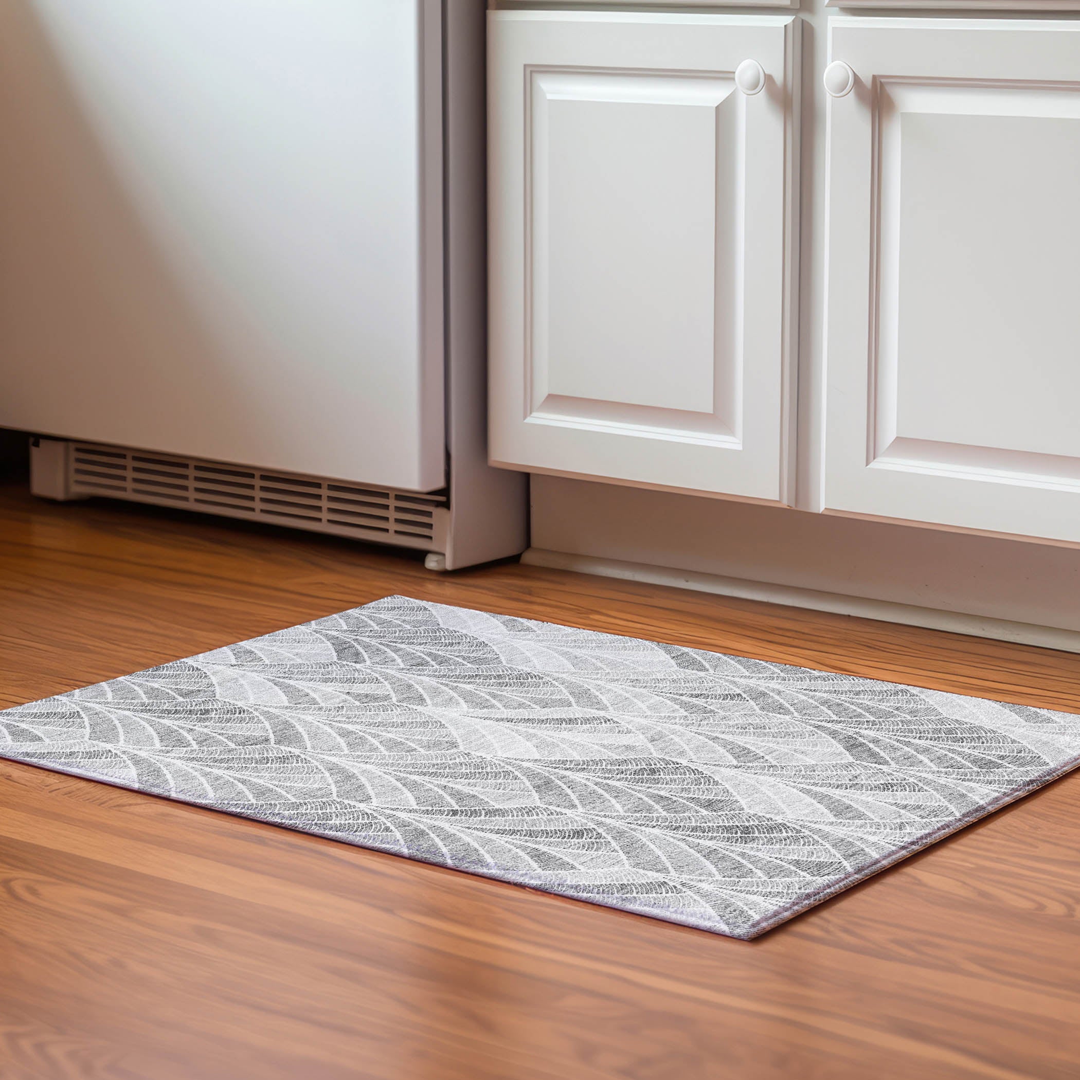 Montevideo Machine Washable Transitional Gray Rug 1'8" x 2'6" #shape_Rectangle