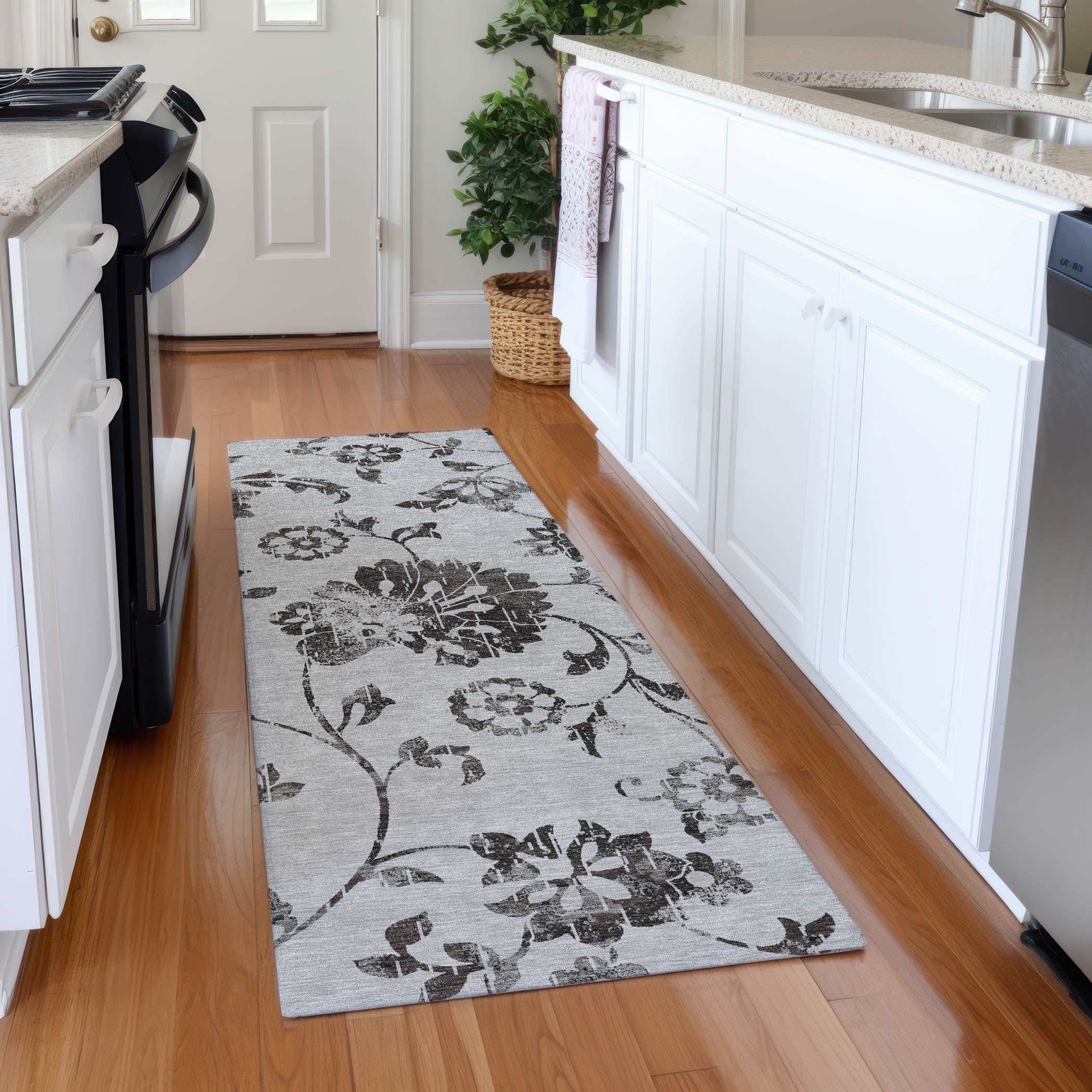 Cusco Machine Washable Transitional Gray Rug 2'3" x 7'6" #shape_Runner