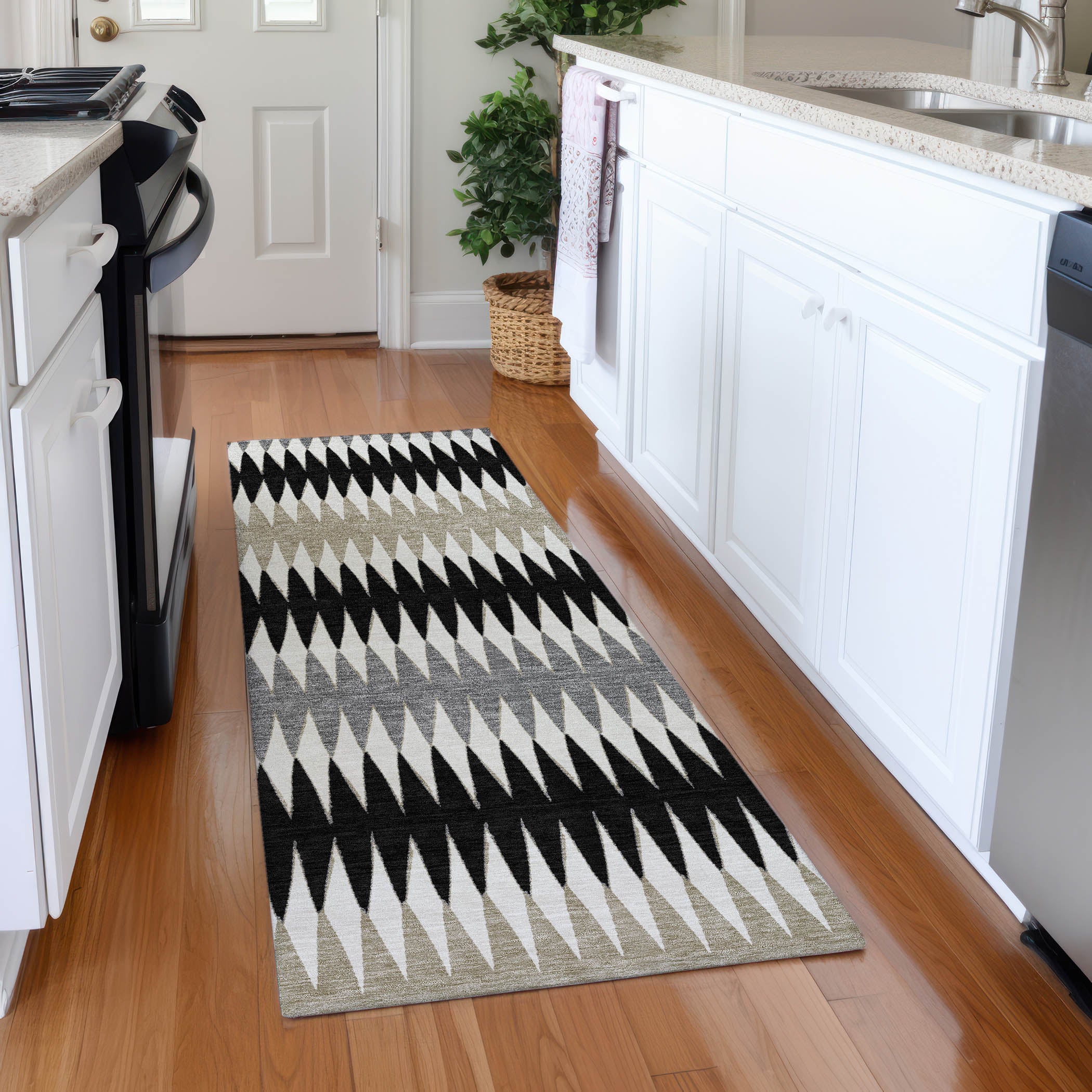 Bern Machine Washable Transitional Black Rug 2'3" x 7'6" #shape_Runner