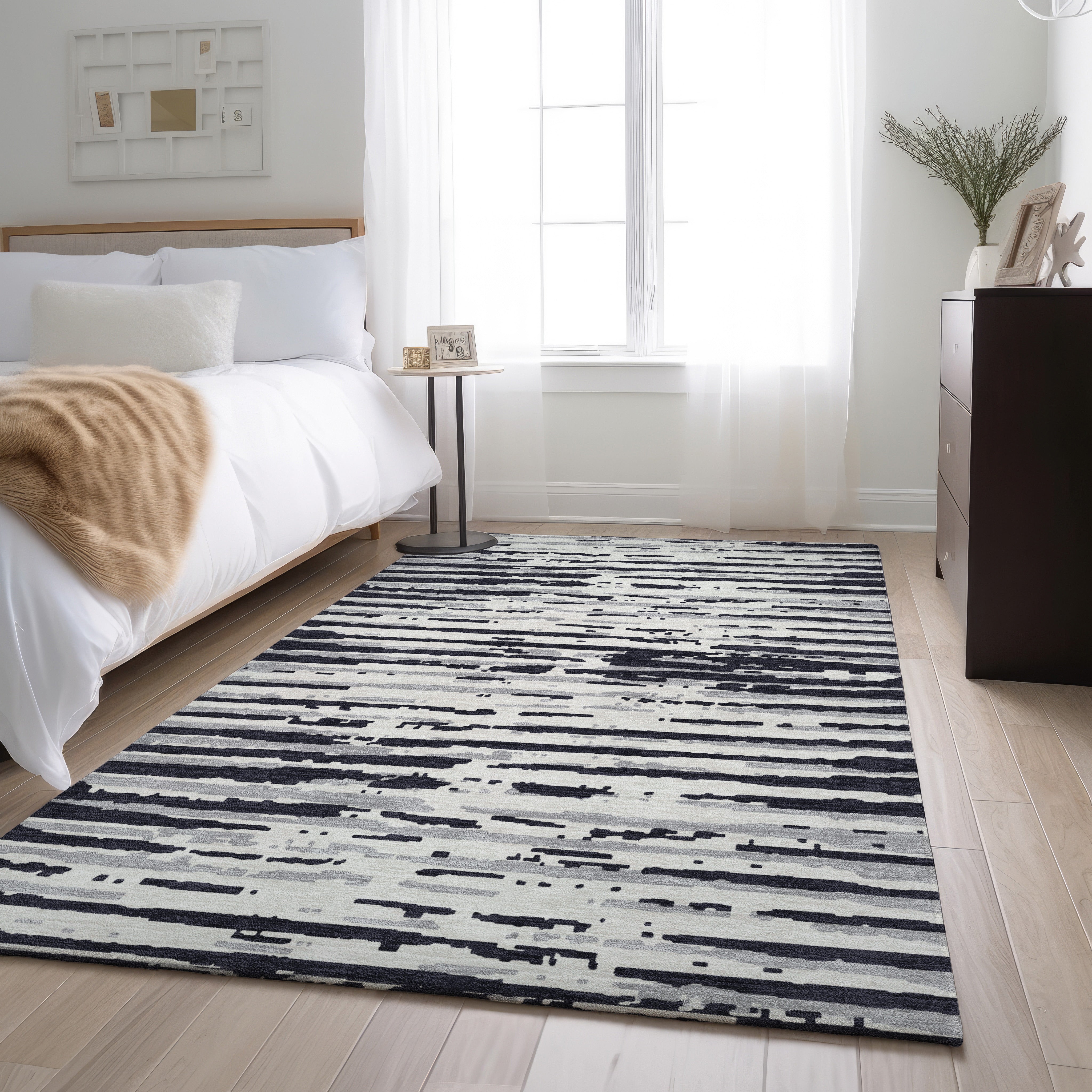 Chiang Mai Machine Washable Transitional Black Rug 2'6" x 3'10" #shape_Rectangle