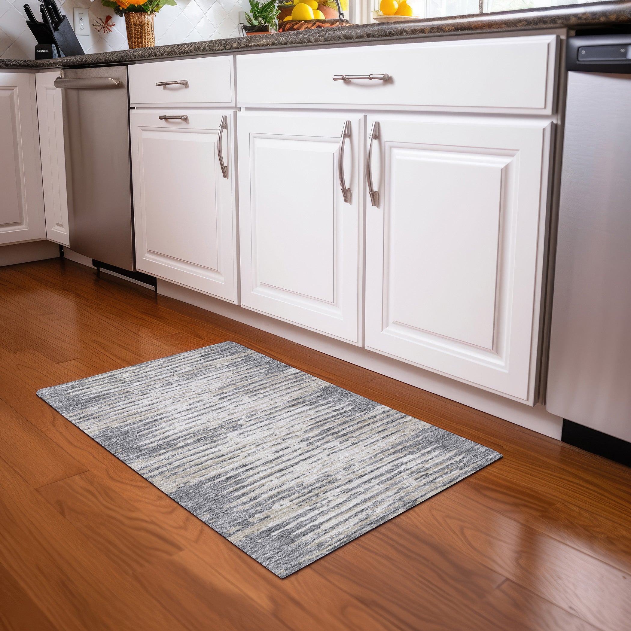 Chiang Mai Machine Washable Transitional Gray Rug 1'8" x 2'6" #shape_Rectangle