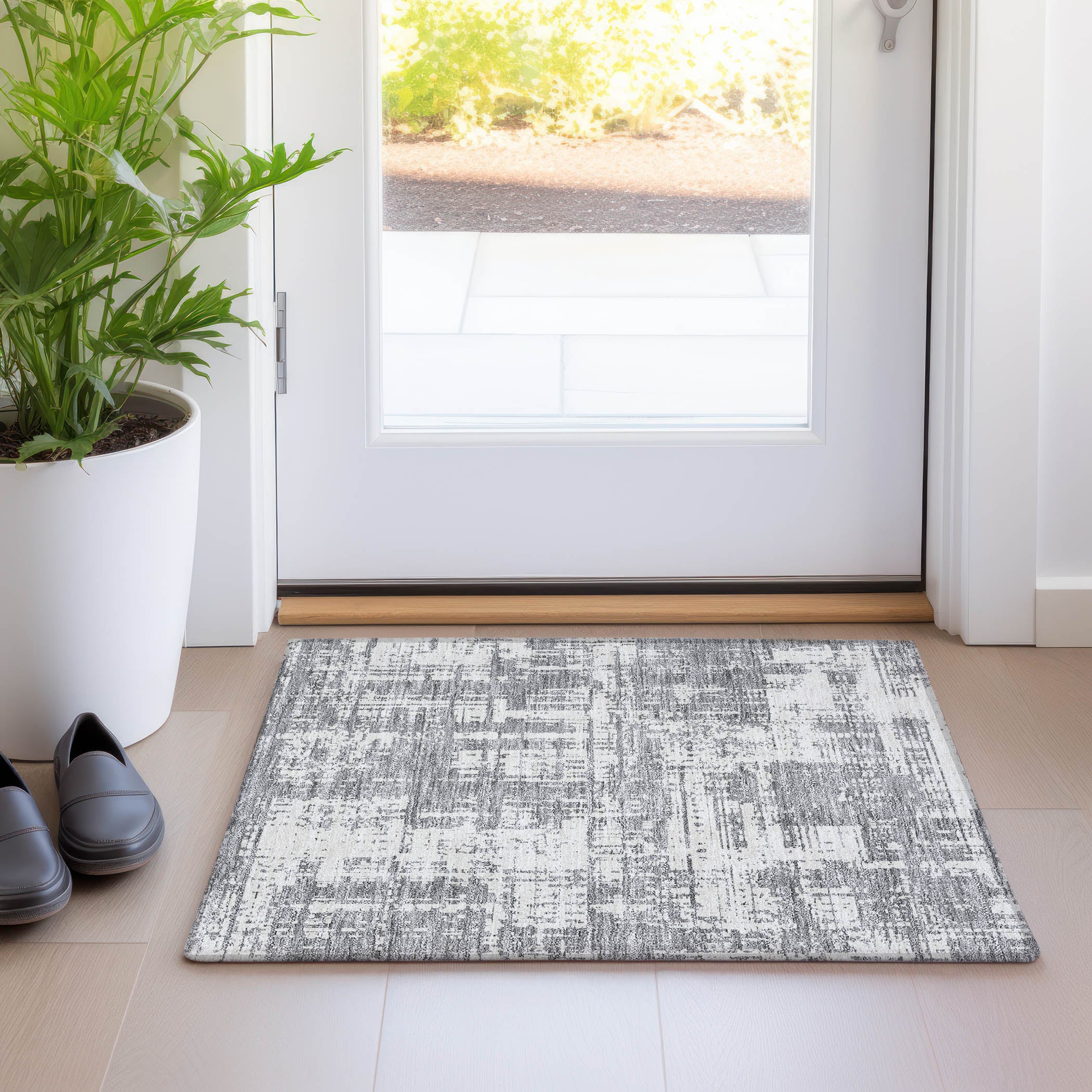 Queenstown Machine Washable Transitional Gray Rug 1'8" x 2'6" #shape_Rectangle