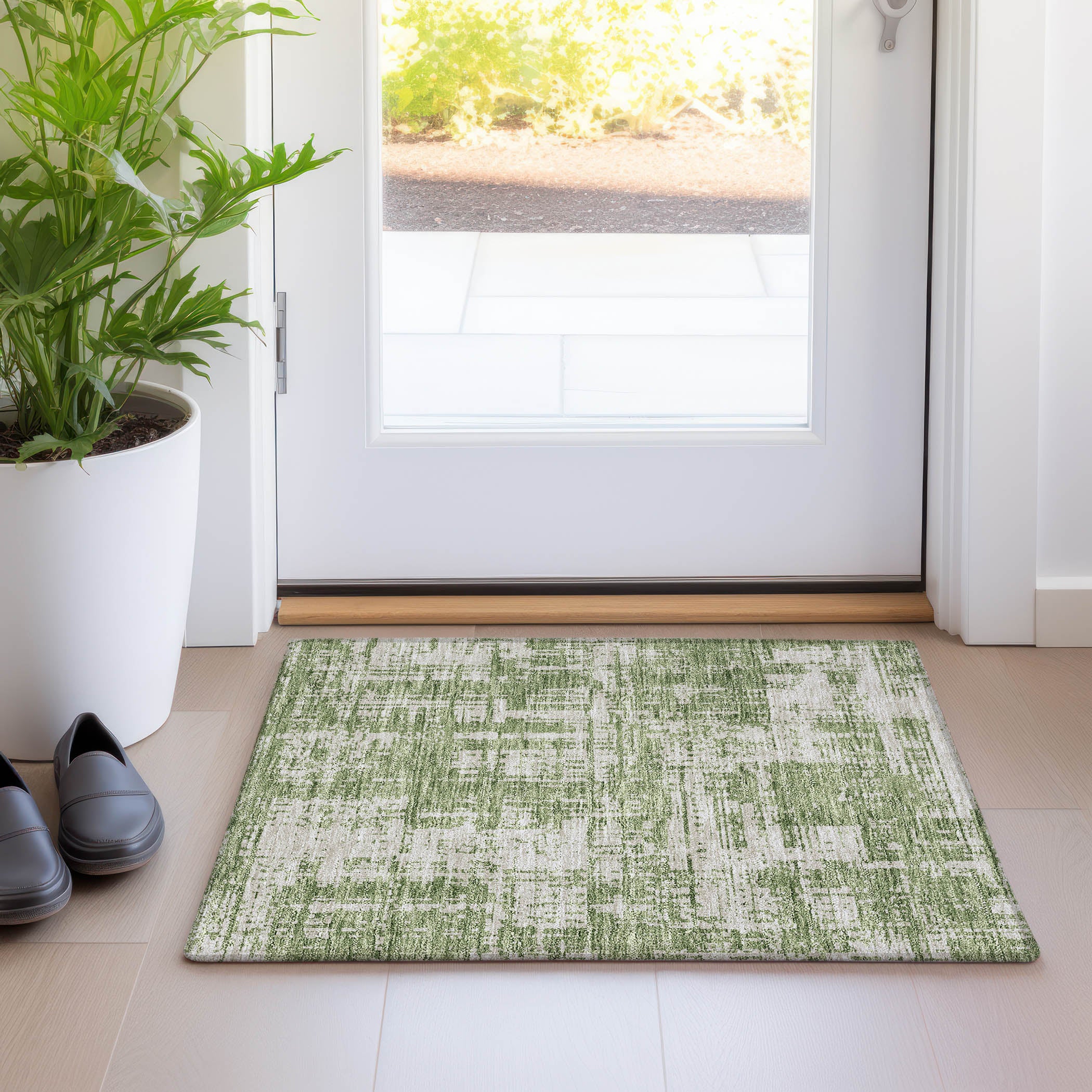 Queenstown Machine Washable Transitional Green Rug 1'8" x 2'6" #shape_Rectangle