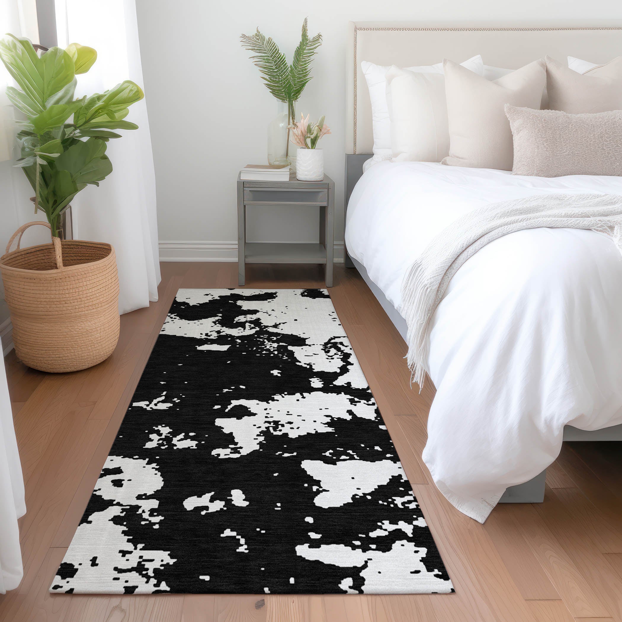 Baku Machine Washable Transitional Black Rug 2'3" x 7'6" #shape_Runner