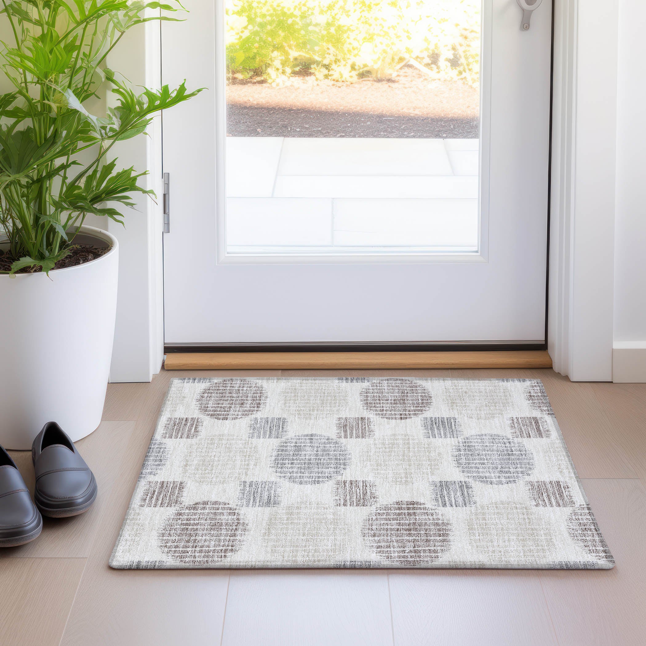Jaipur Machine Washable Transitional Ivory Rug 1'8" x 2'6" #shape_Rectangle