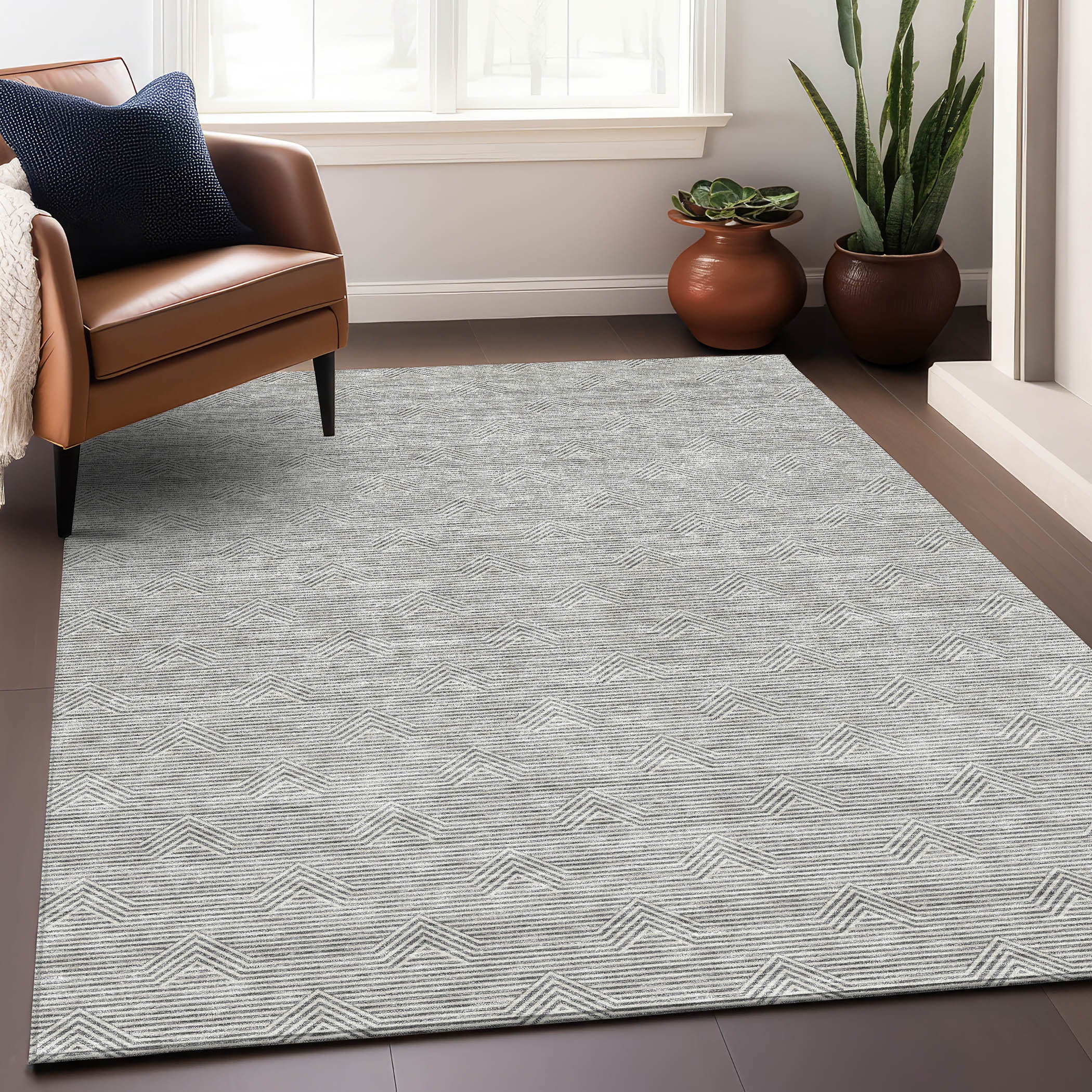 Queenstown Machine Washable Transitional Gray Rug 2'6" x 3'10" #shape_Rectangle