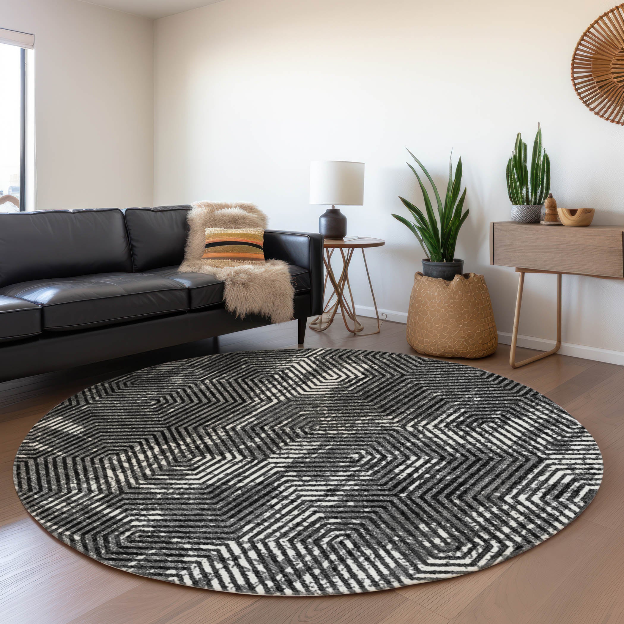 Bern Machine Washable Transitional Black Rug 8' x 8' #shape_Round
