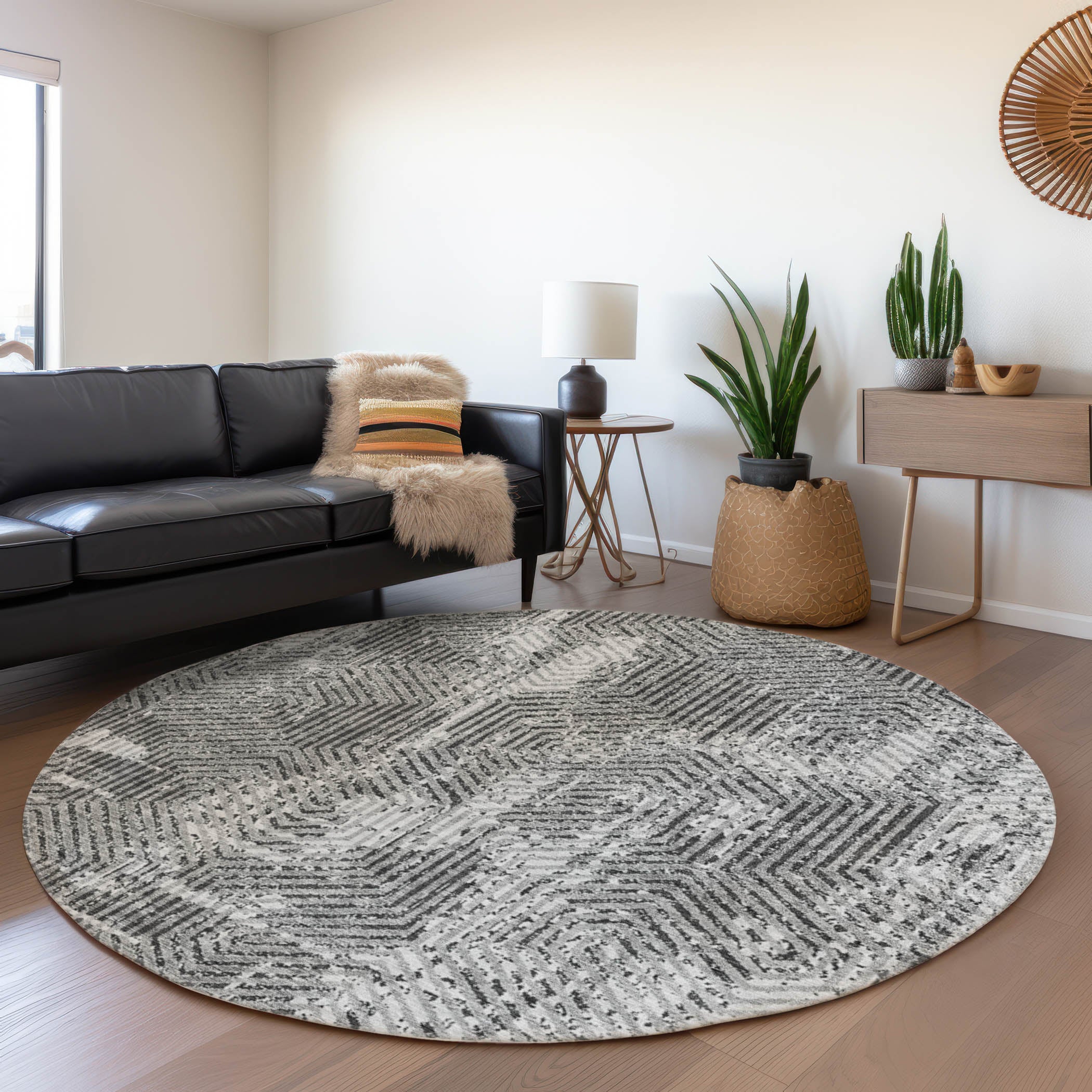 Bern Machine Washable Transitional Gray Rug 8' x 8' #shape_Round