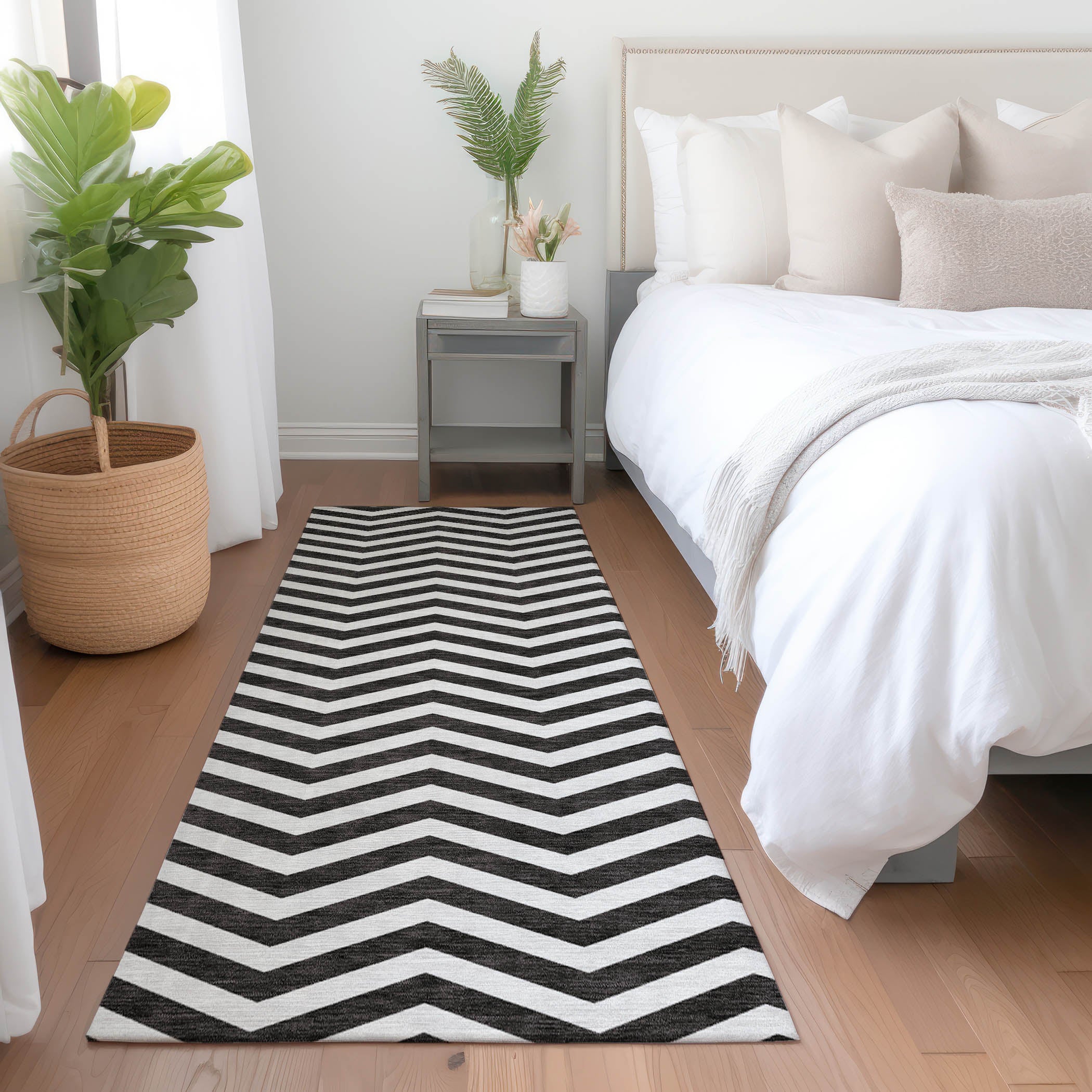 Sarajevo Machine Washable Transitional Black Rug 2'3" x 7'6" #shape_Runner