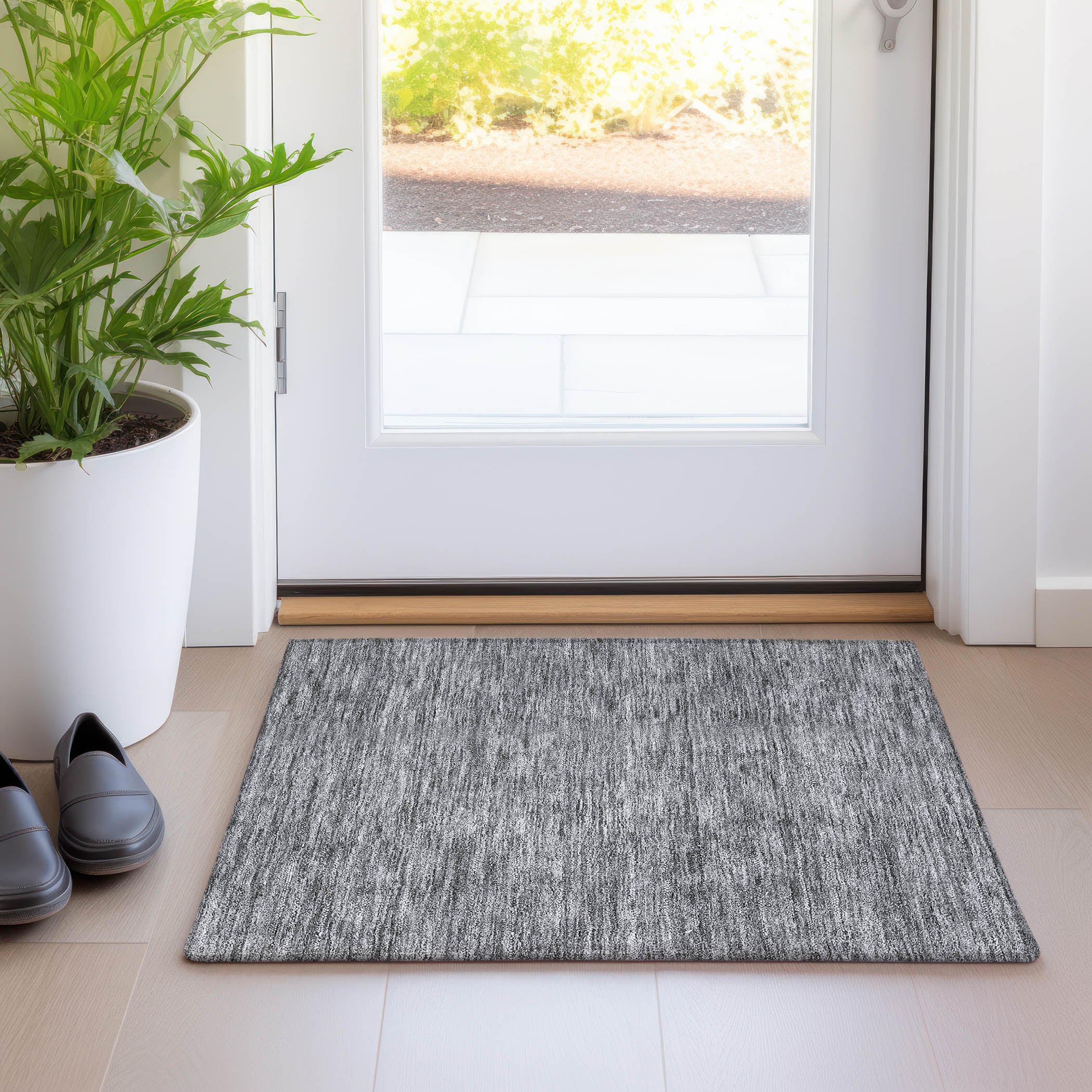 Salzburg Machine Washable Transitional Black Rug 1'8" x 2'6" #shape_Rectangle