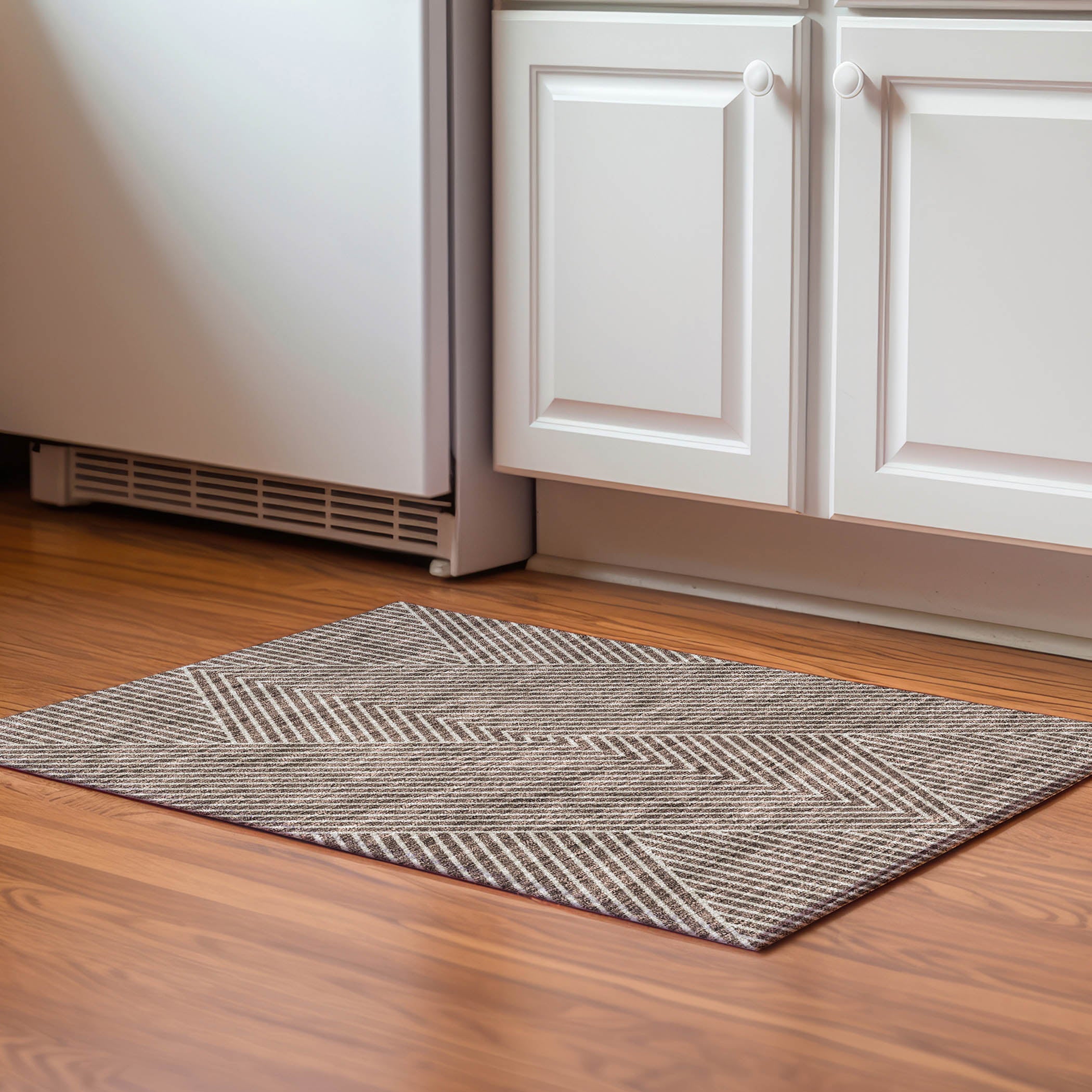 Bern Machine Washable Transitional Brown Rug 1'8" x 2'6" #shape_Rectangle