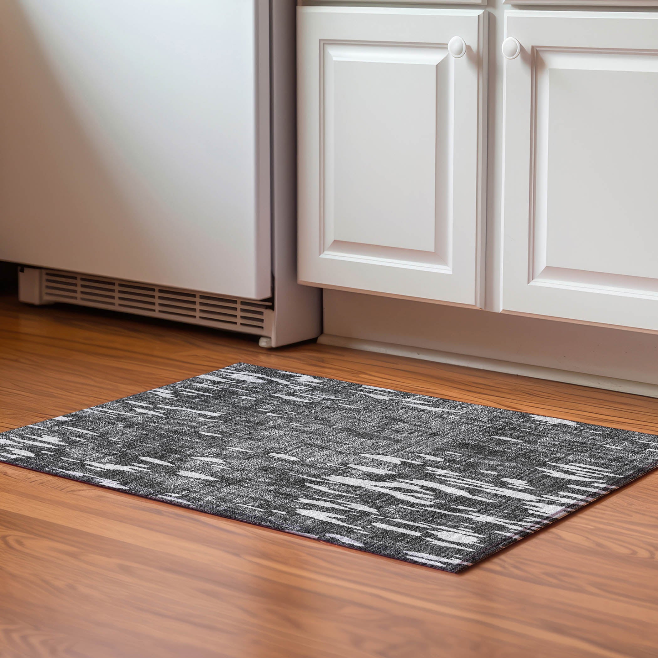 Porto Machine Washable Transitional Gray Rug 1'8" x 2'6" #shape_Rectangle