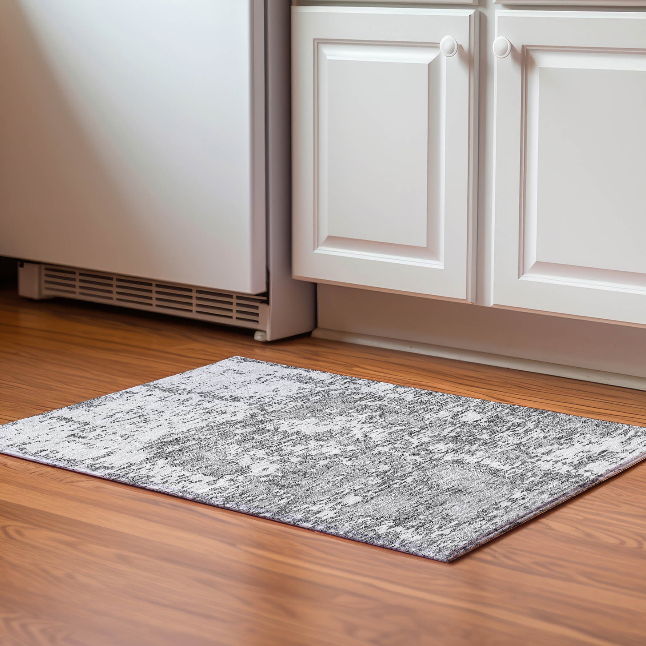 Ghent Machine Washable Transitional Gray Rug 1'8" x 2'6" #shape_Rectangle