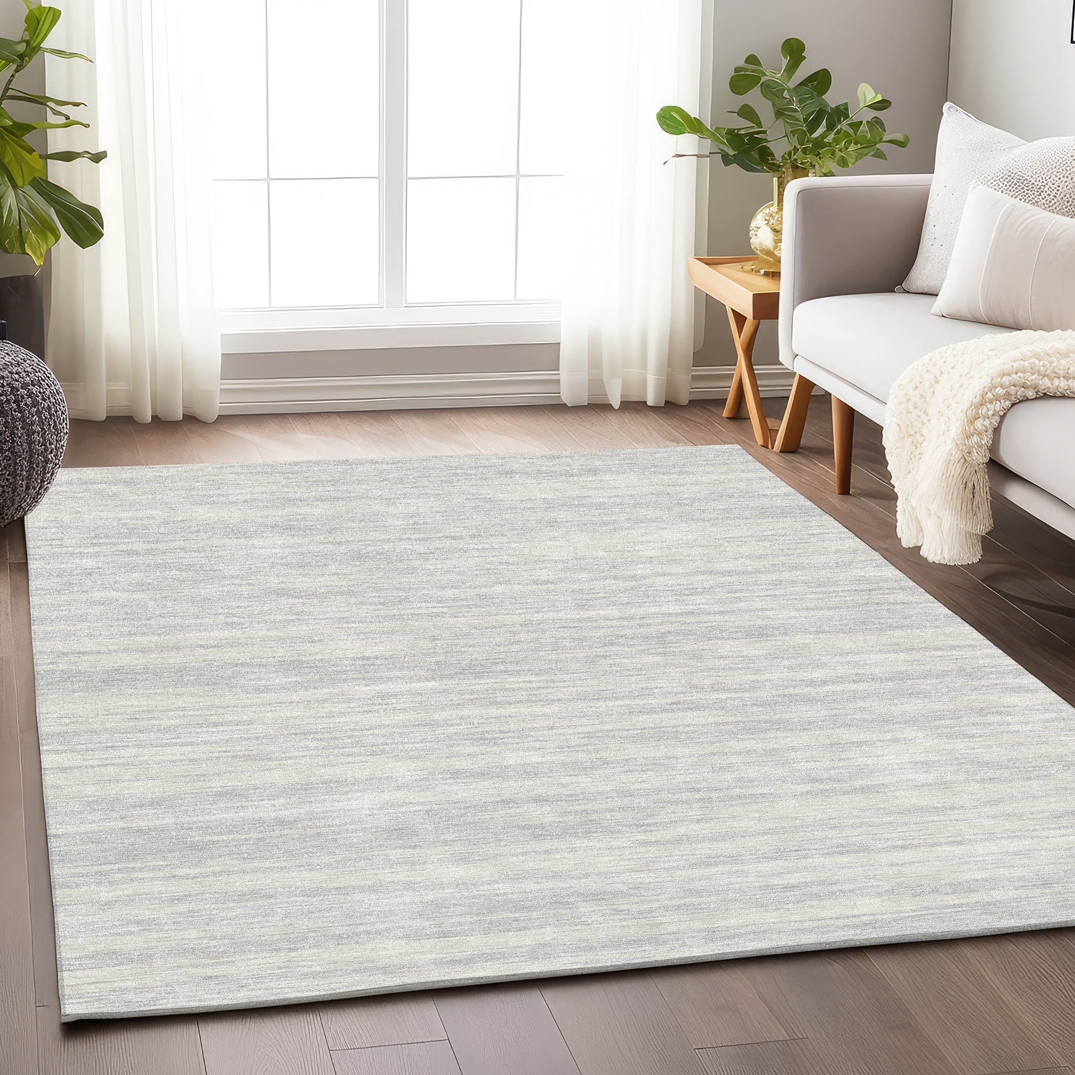 Montevideo Machine Washable Transitional Silver Gray Rug 2'6" x 3'10" #shape_Rectangle