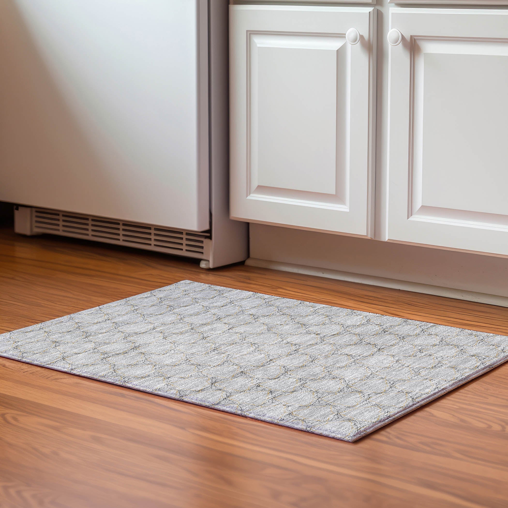 Bergen Machine Washable Transitional Gray Rug 1'8" x 2'6" #shape_Rectangle
