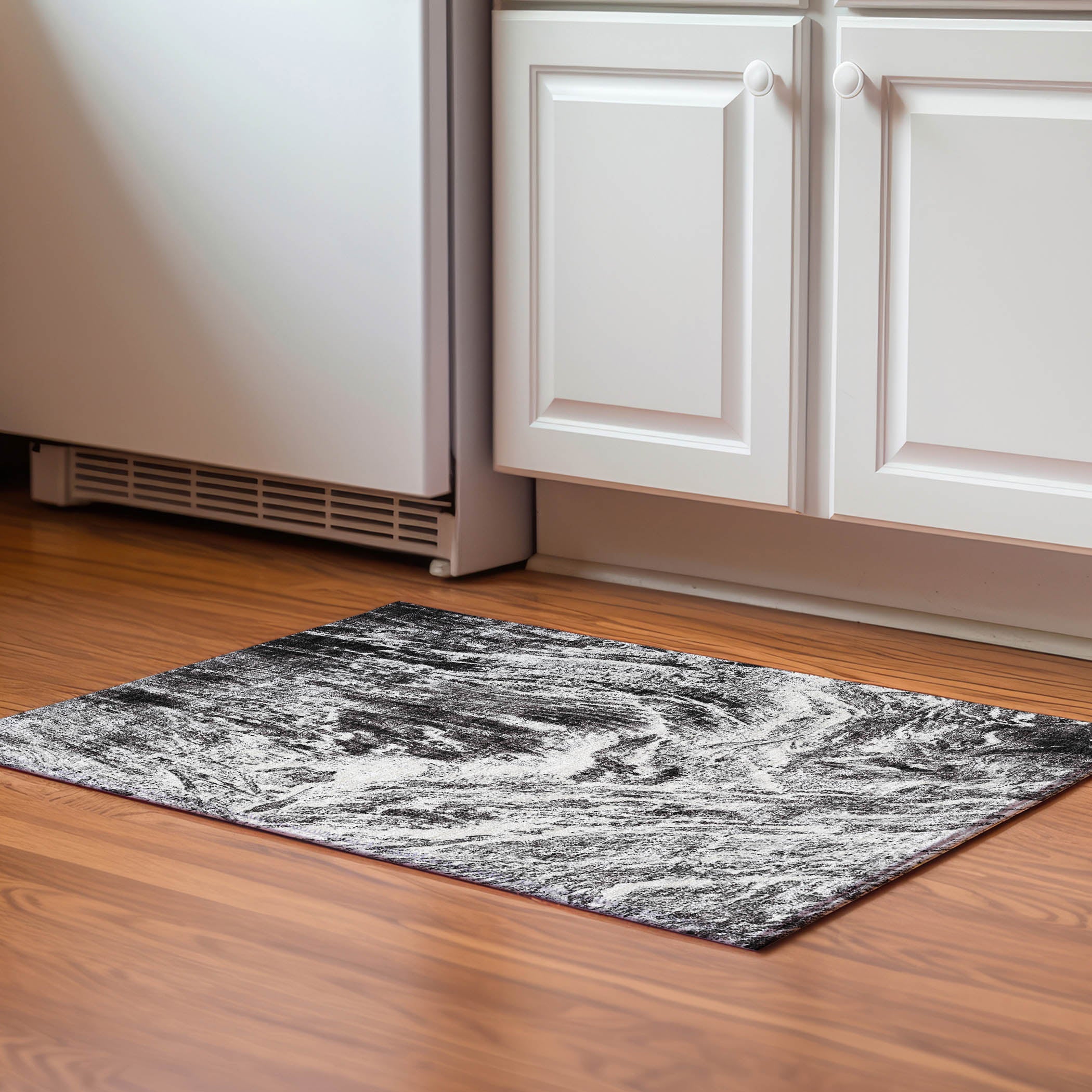 Oaxaca Machine Washable Transitional Black Rug 1'8" x 2'6" #shape_Rectangle