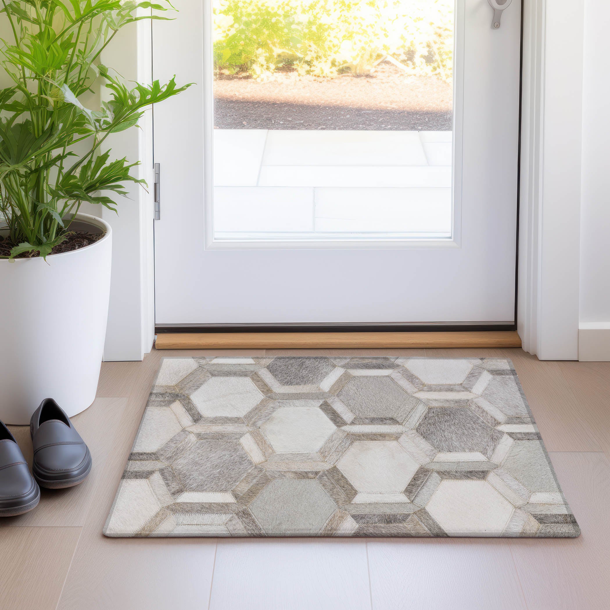 Oaxaca Machine Washable Cowhide Gray Rug 1'8" x 2'6" #shape_Rectangle