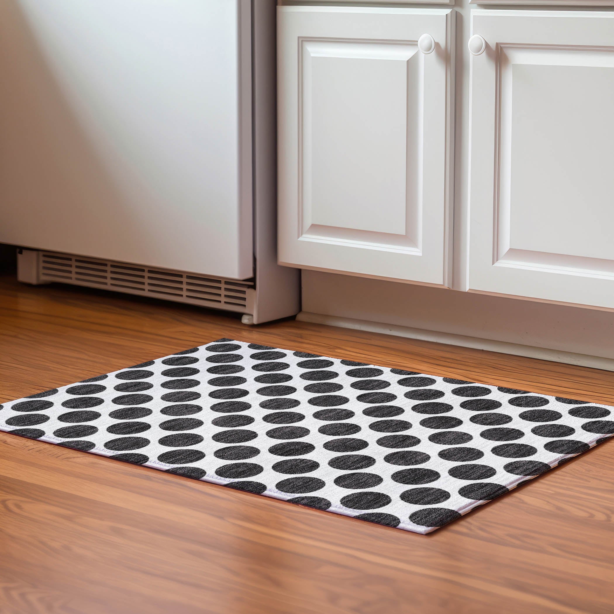 Jaipur Machine Washable Transitional Black Rug 1'8" x 2'6" #shape_Rectangle