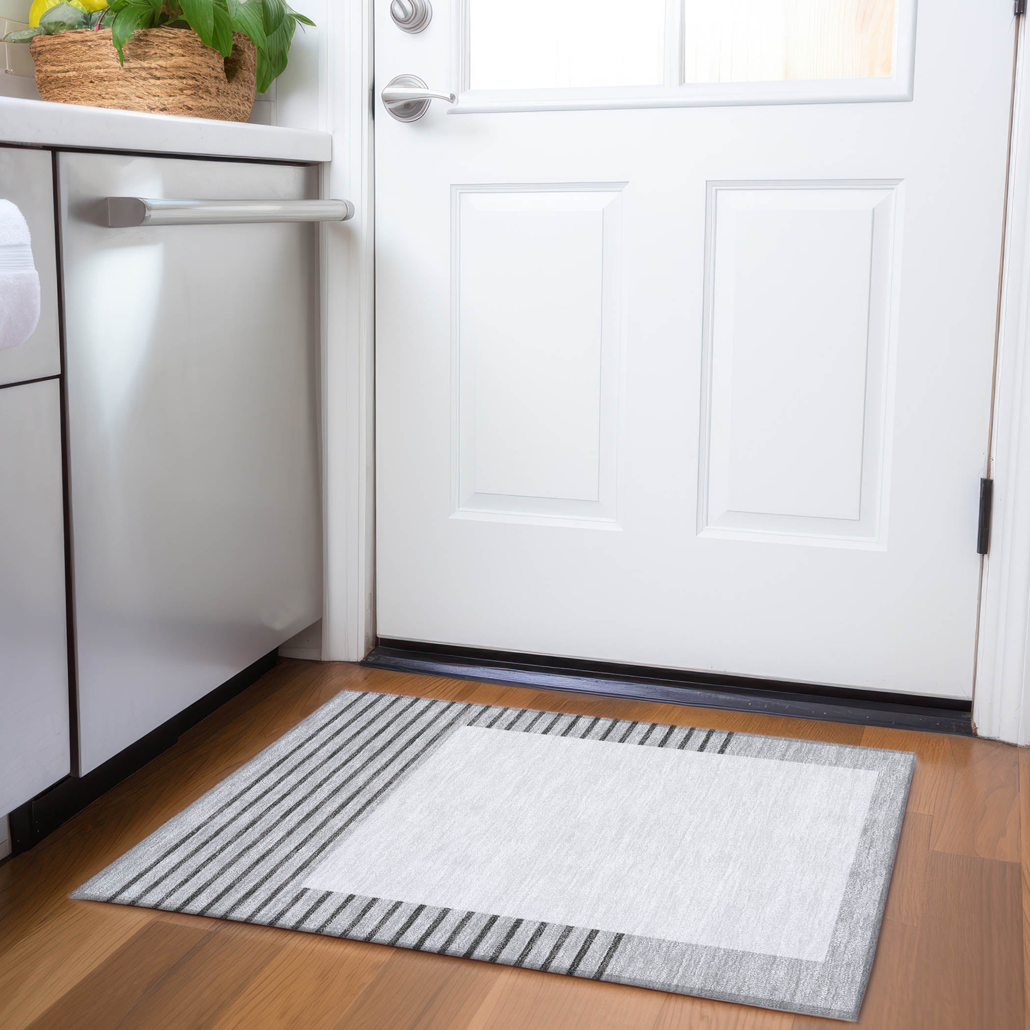 Baku Machine Washable Transitional Gray Rug 1'8" x 2'6" #shape_Rectangle