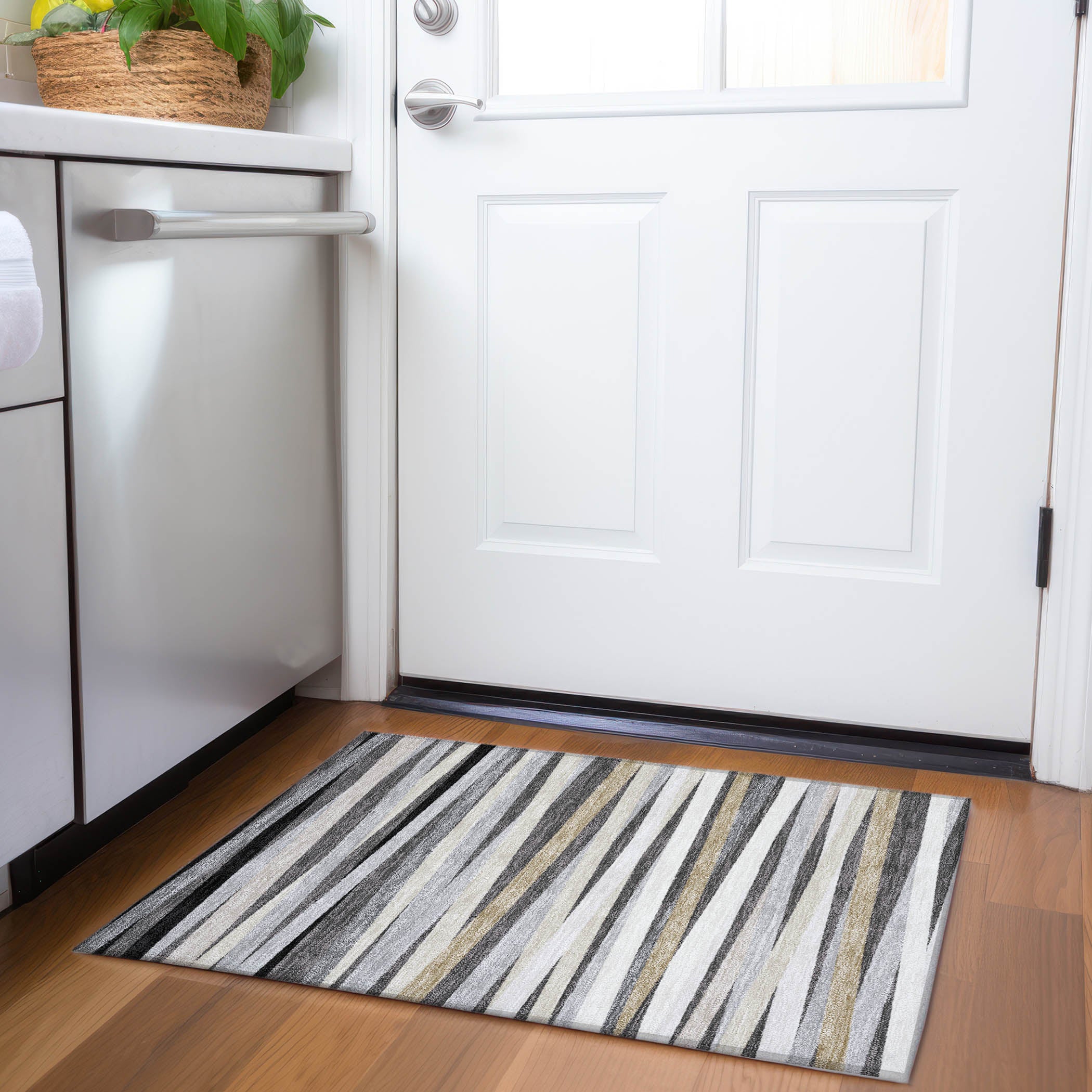Tallinn Machine Washable Transitional Gray Rug 1'8" x 2'6" #shape_Rectangle