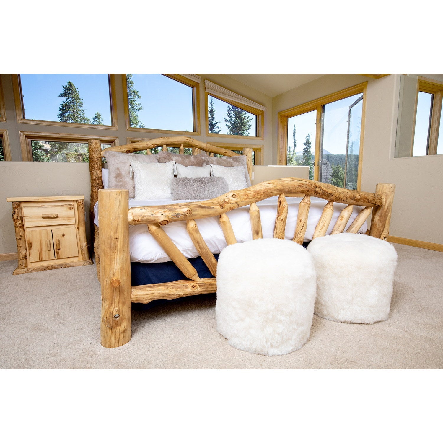 Icelandic Shearling Tuffet White 2