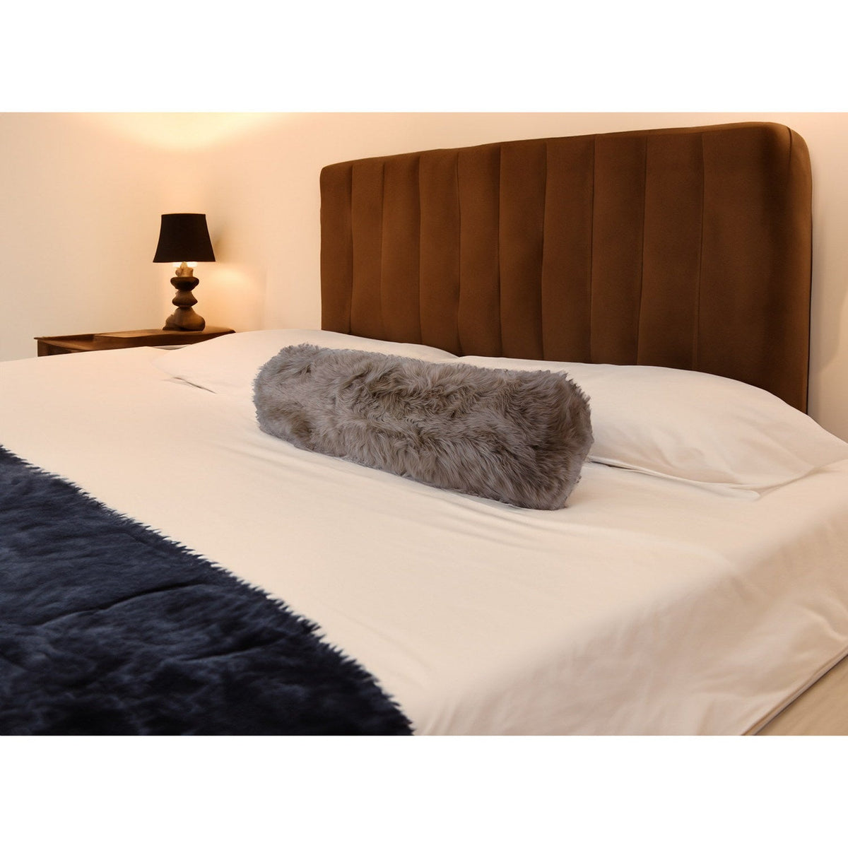 Cushion LW Sheepskin Taupe 2