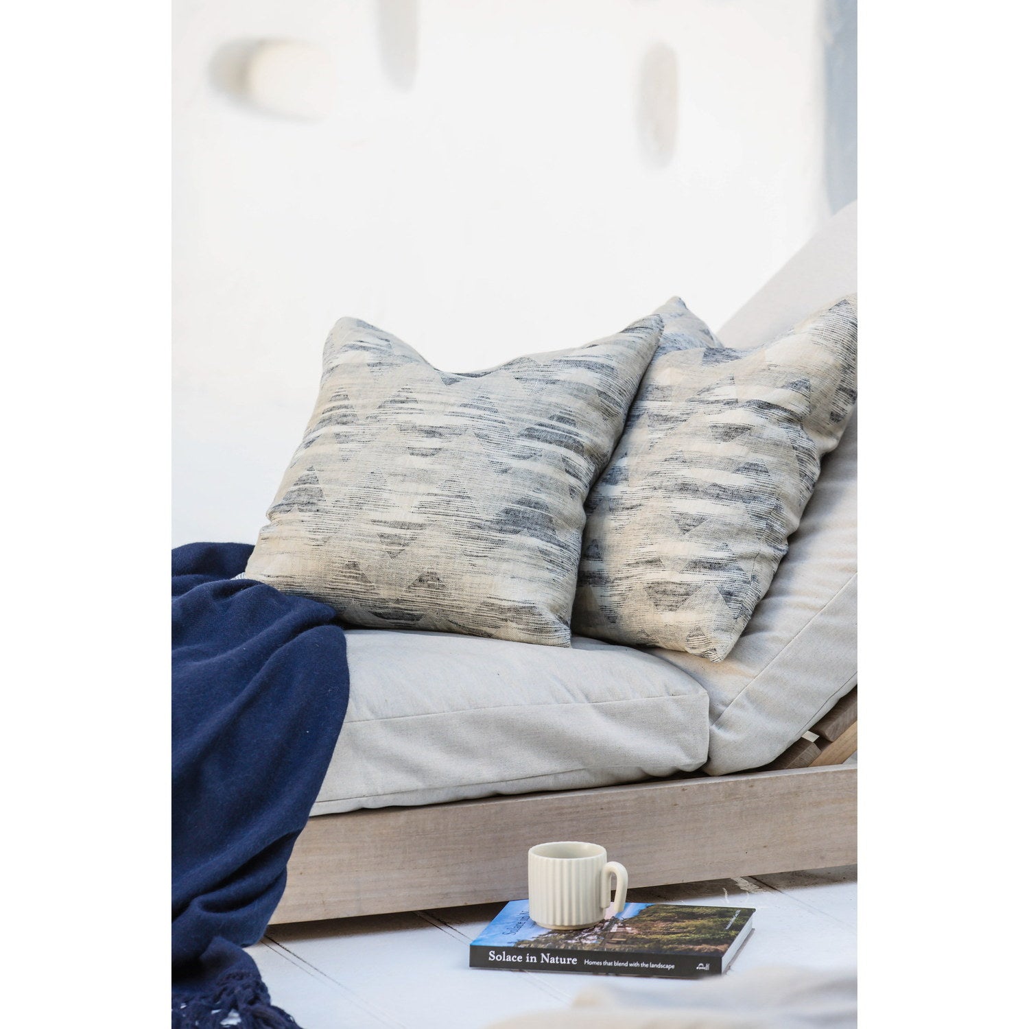 /silk Cushion Gibson Multi 2