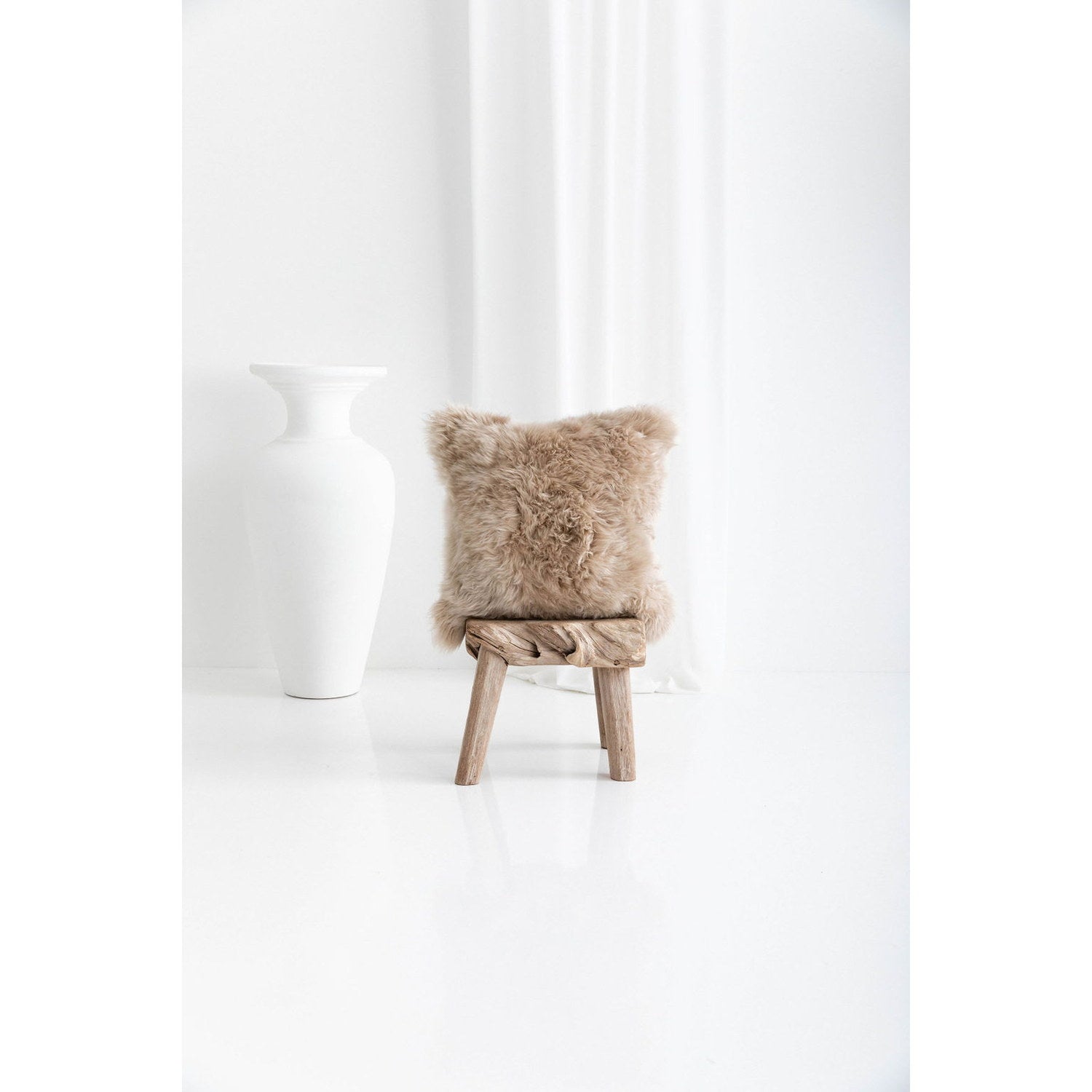 Longwool Sheepskin Cushion Nappa 2