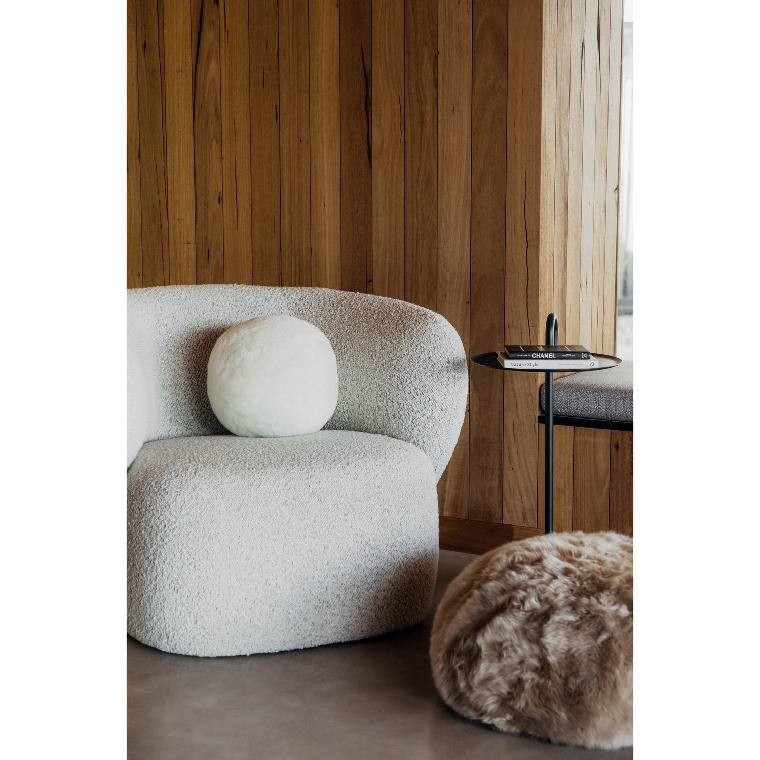 Short Wool Sheepskin Cushion Off White 3