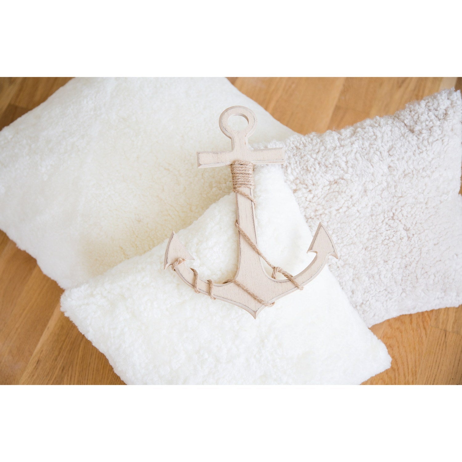 SW Curly Sheepskin Cushion Off White 3