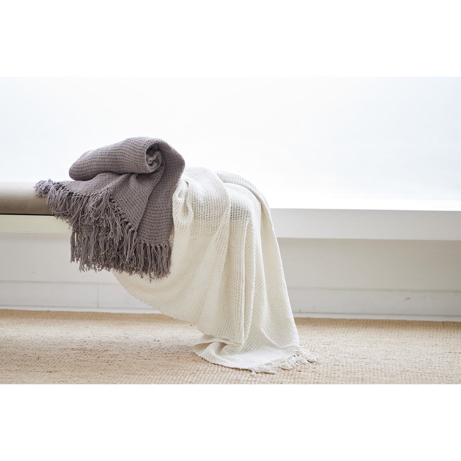 Muscari Artisinal Handwoven Throw Lavendar Grey 2