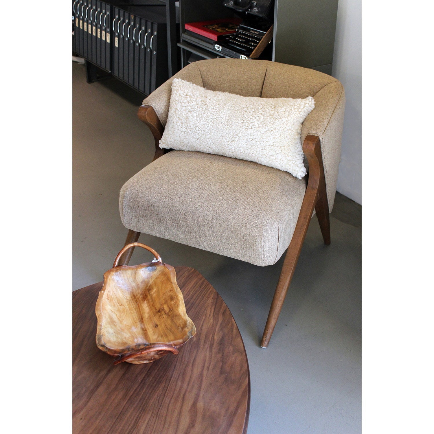 SW Curly Sheepskin Cushion Oatmeal 2