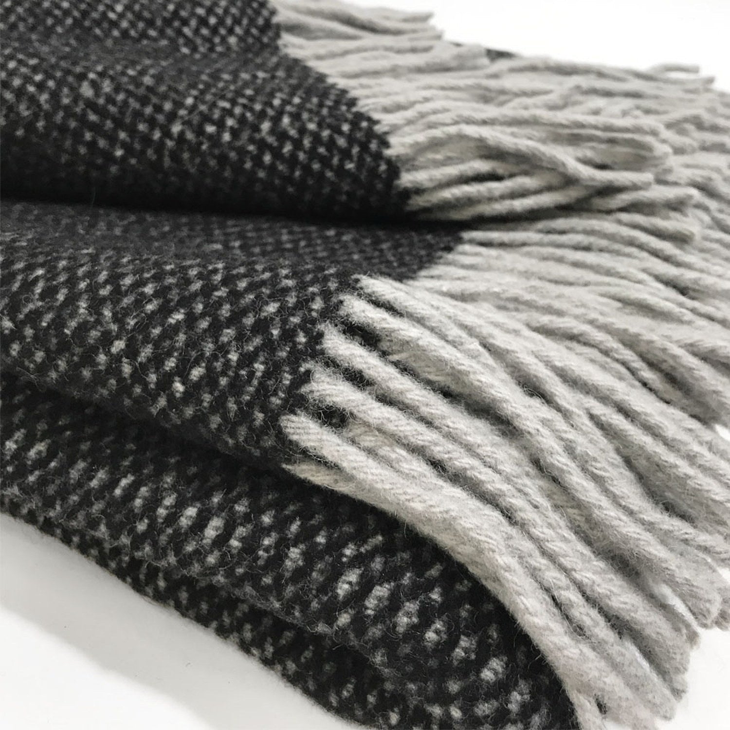 Wool Blend Telluride Throw Black 2