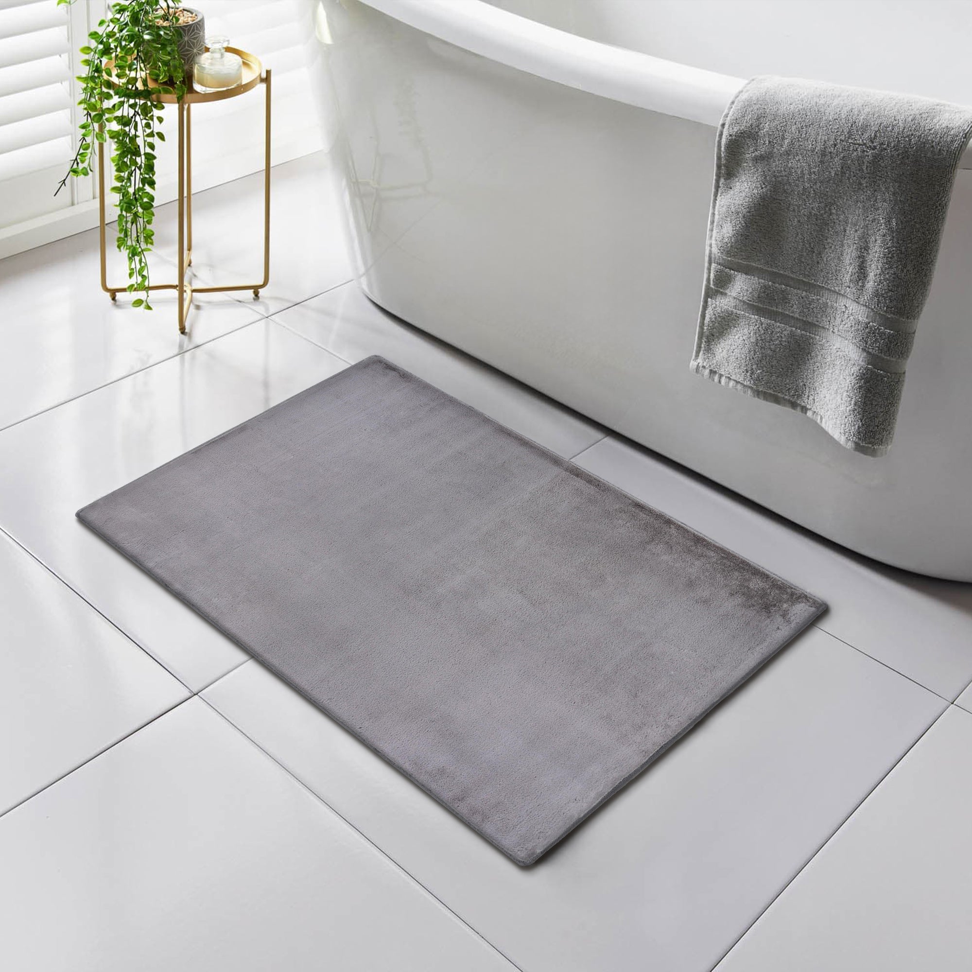Light Grey Plush Machine Washable Area Rug