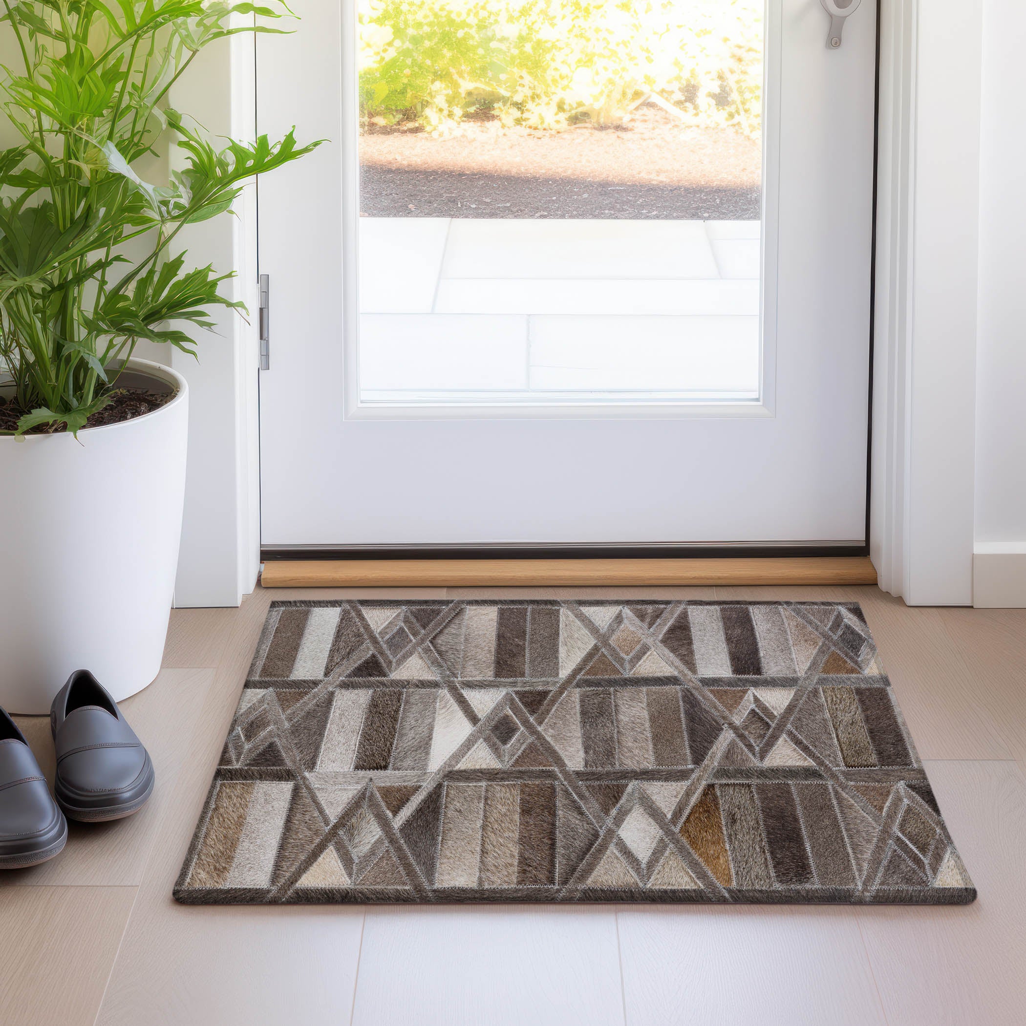 Luxury Washable Indoor/Outdoor Lodge BM4 Gray Rug 1'8" x 2'6" #shape_Rectangle