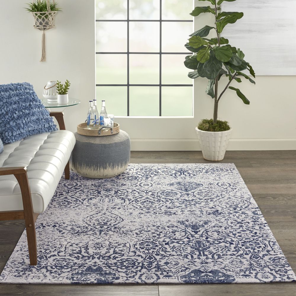 Damask DAS06 Ivory/Navy Rugs #color_ivory/navy