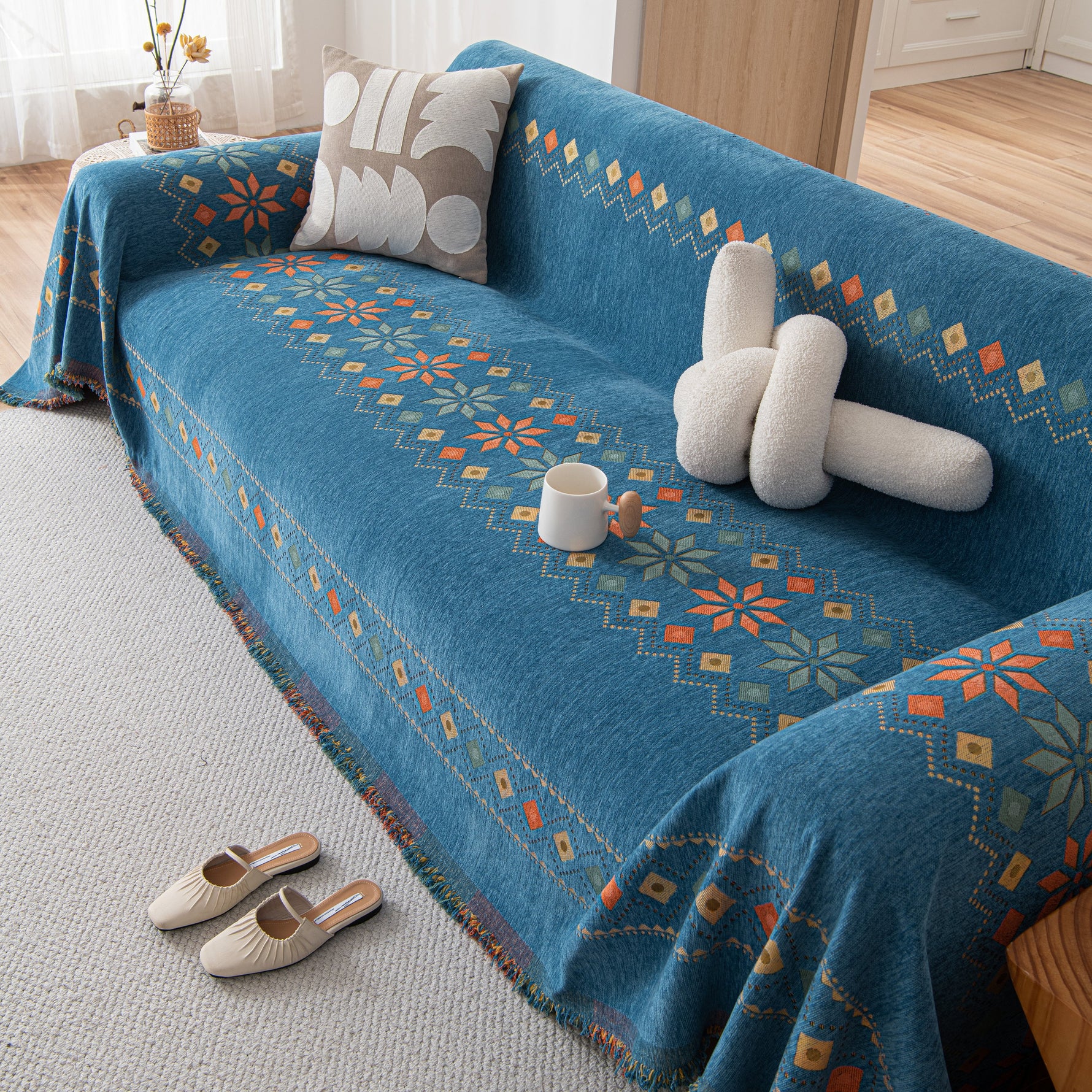 Bohemian Geometric Sofa Throw Cover, Cozy & Protective Ethnic-Inspired Couch Cover