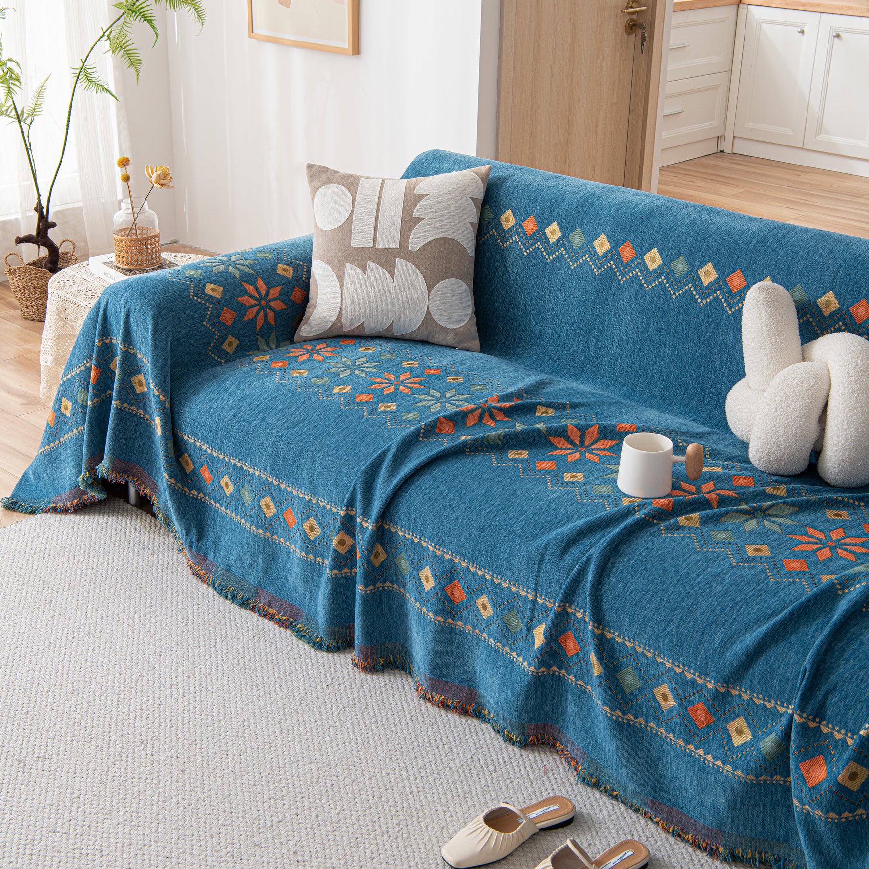 Bohemian Geometric Sofa Throw Cover, Cozy & Protective Ethnic-Inspired Couch Cover