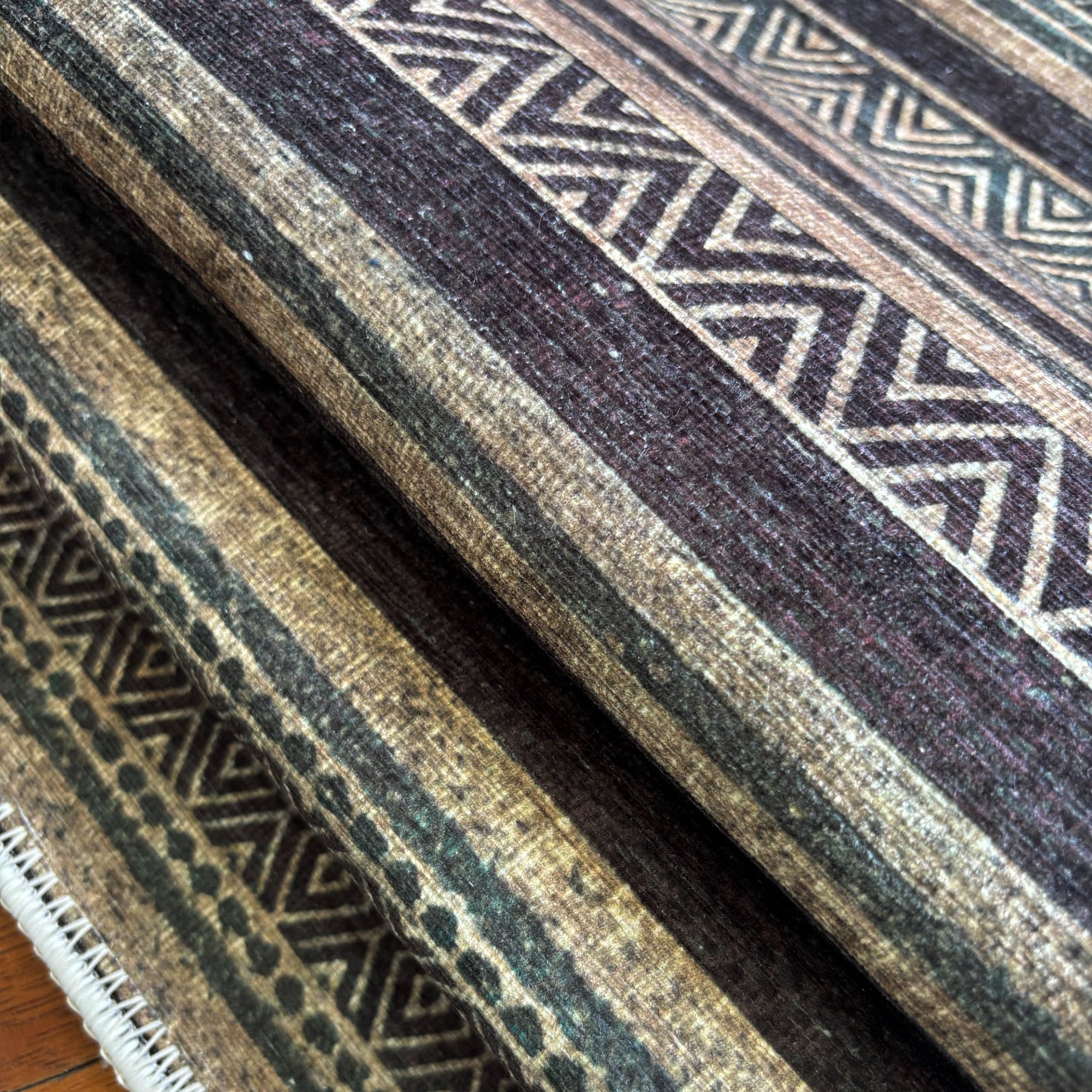 Shasta Machine Washable Area Rug